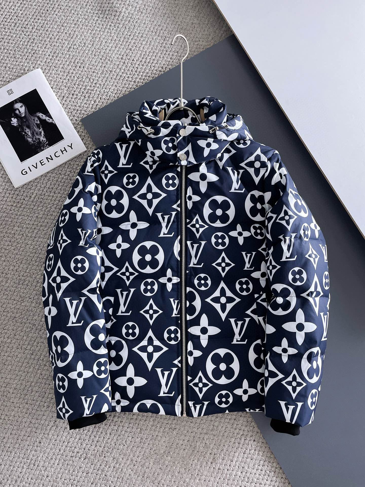 루이비통 남자 패딩