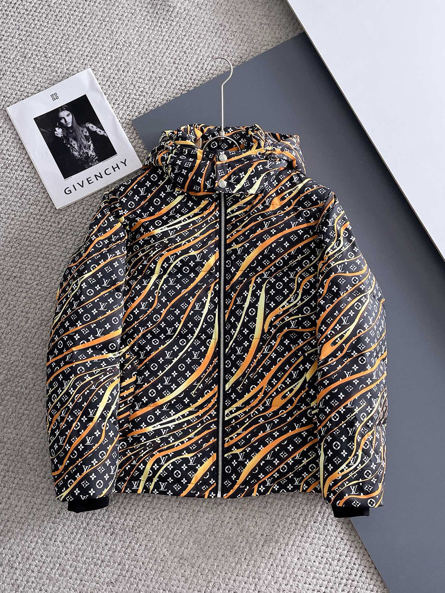 루이비통 남자 패딩