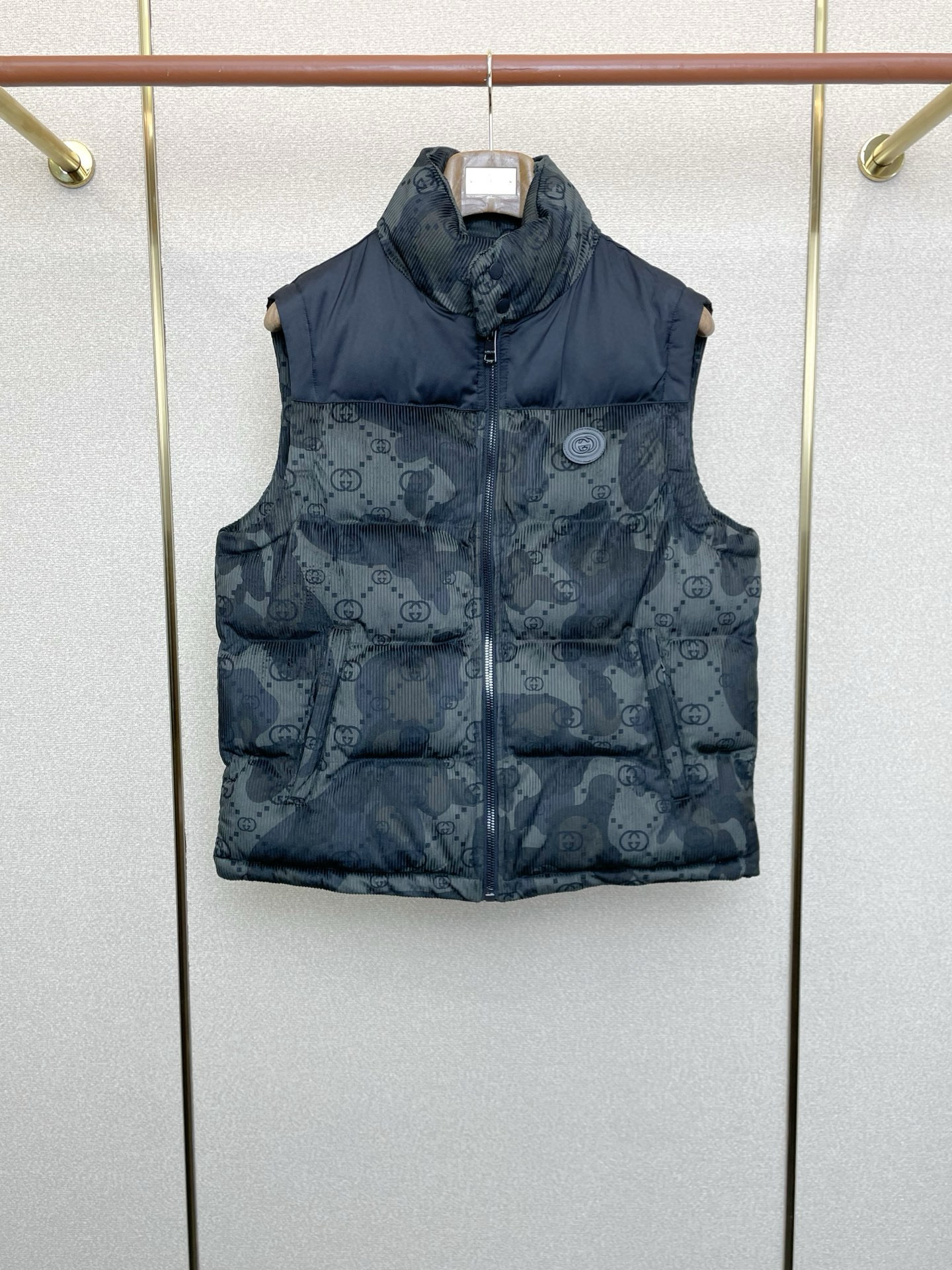 구찌 2컬러 남자 조끼