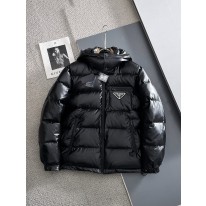 프라다 남자 패딩
