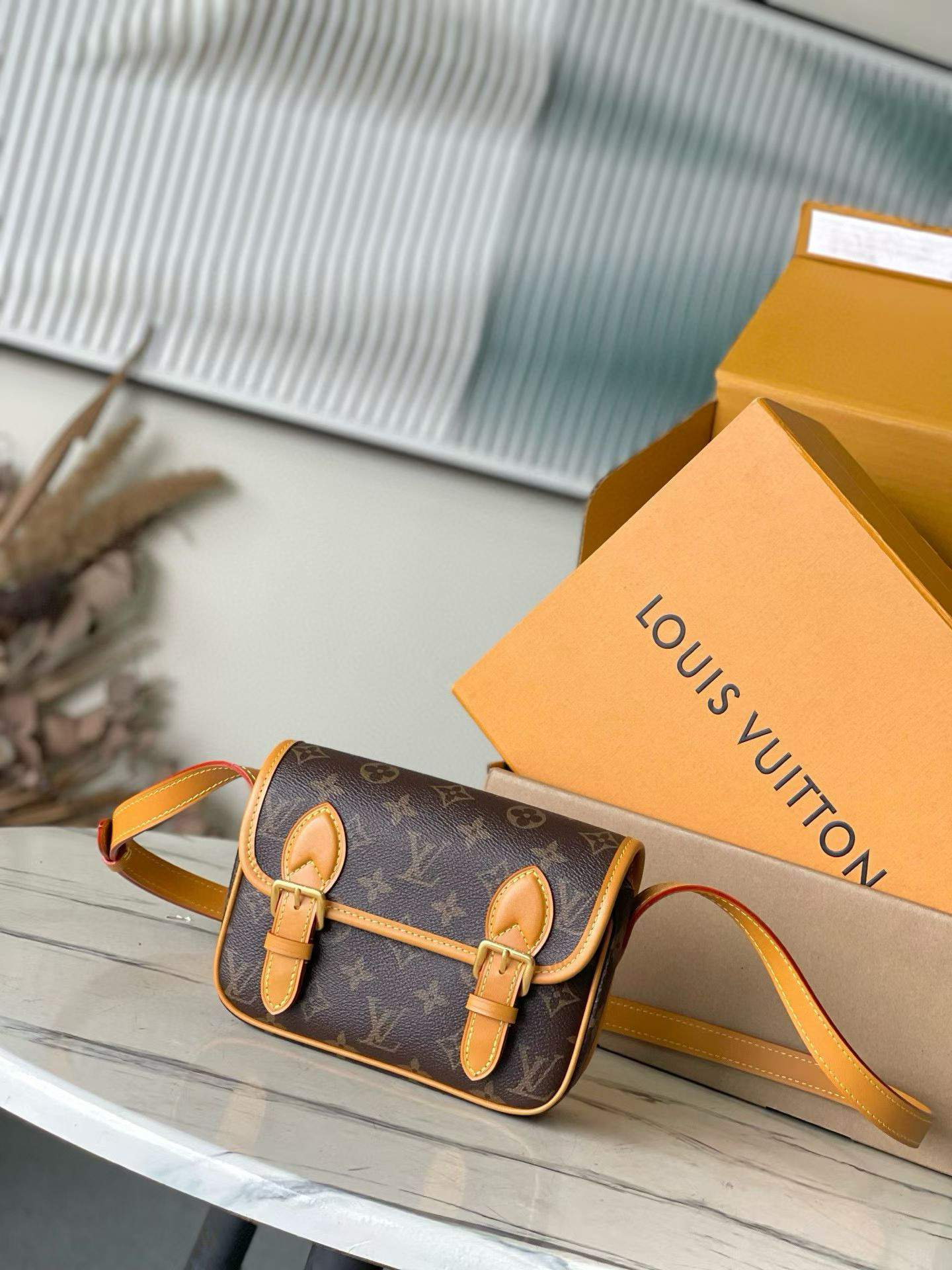 루이비통 M26805 남녀공용가방