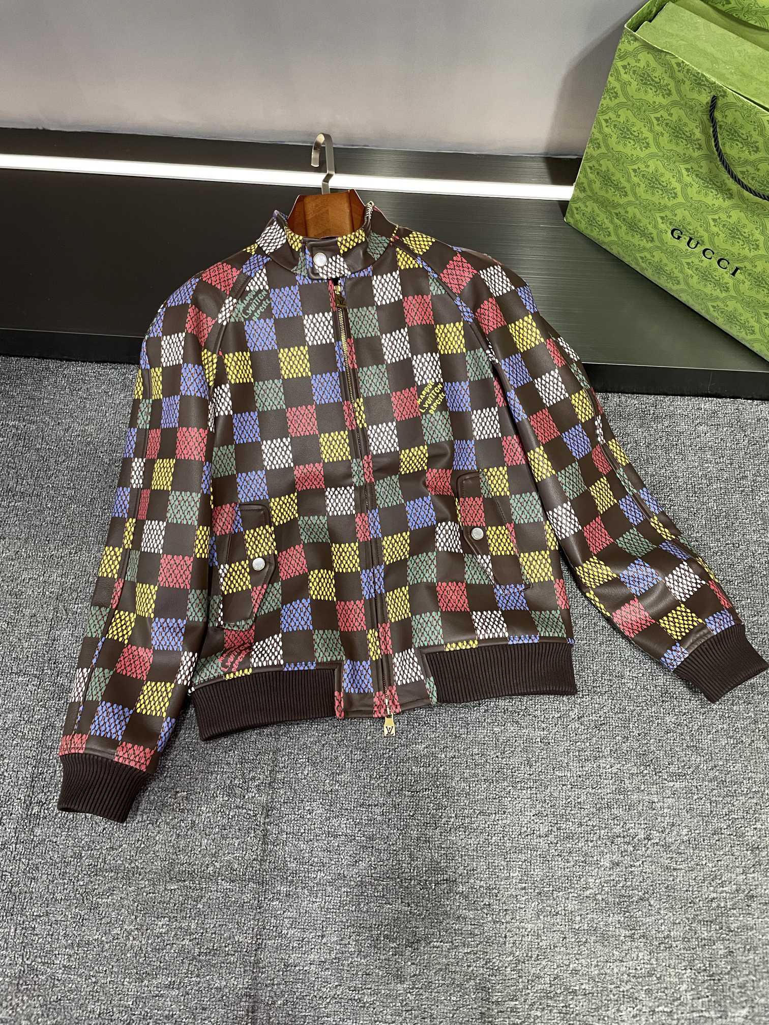 루이비통 소가죽 자켓