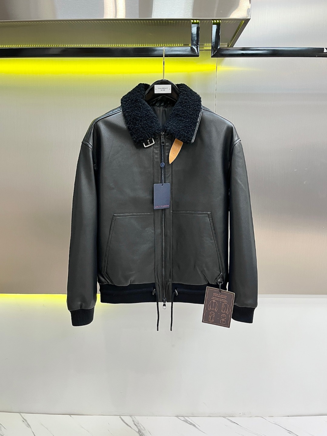 루이비통 염소가죽 자켓