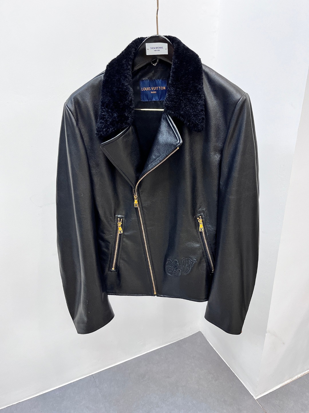 루이비통 소가죽 자켓