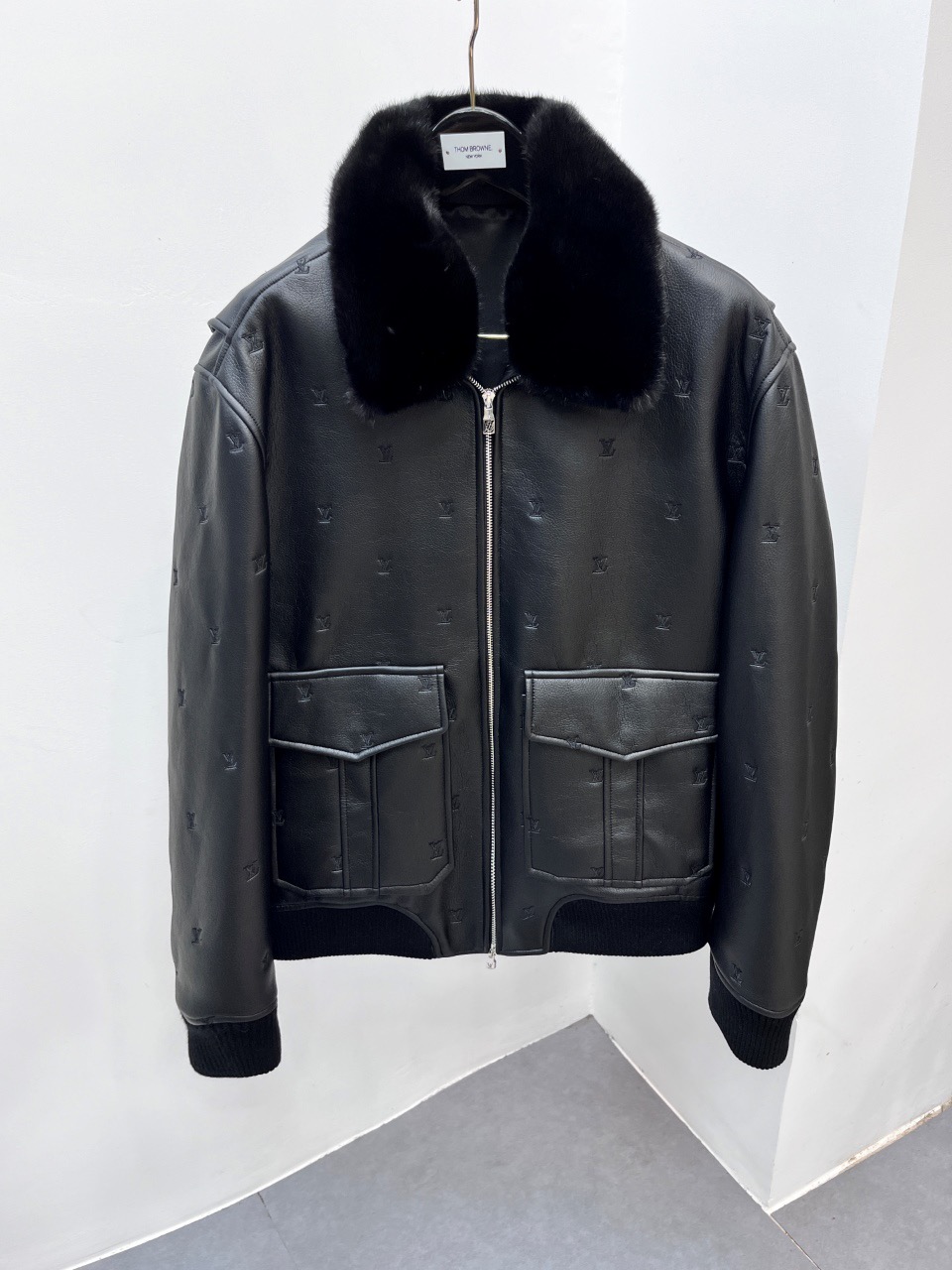 루이비통 소가죽 자켓