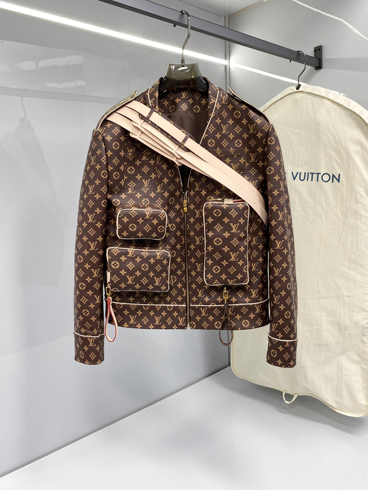 루이비통 소가죽 자켓