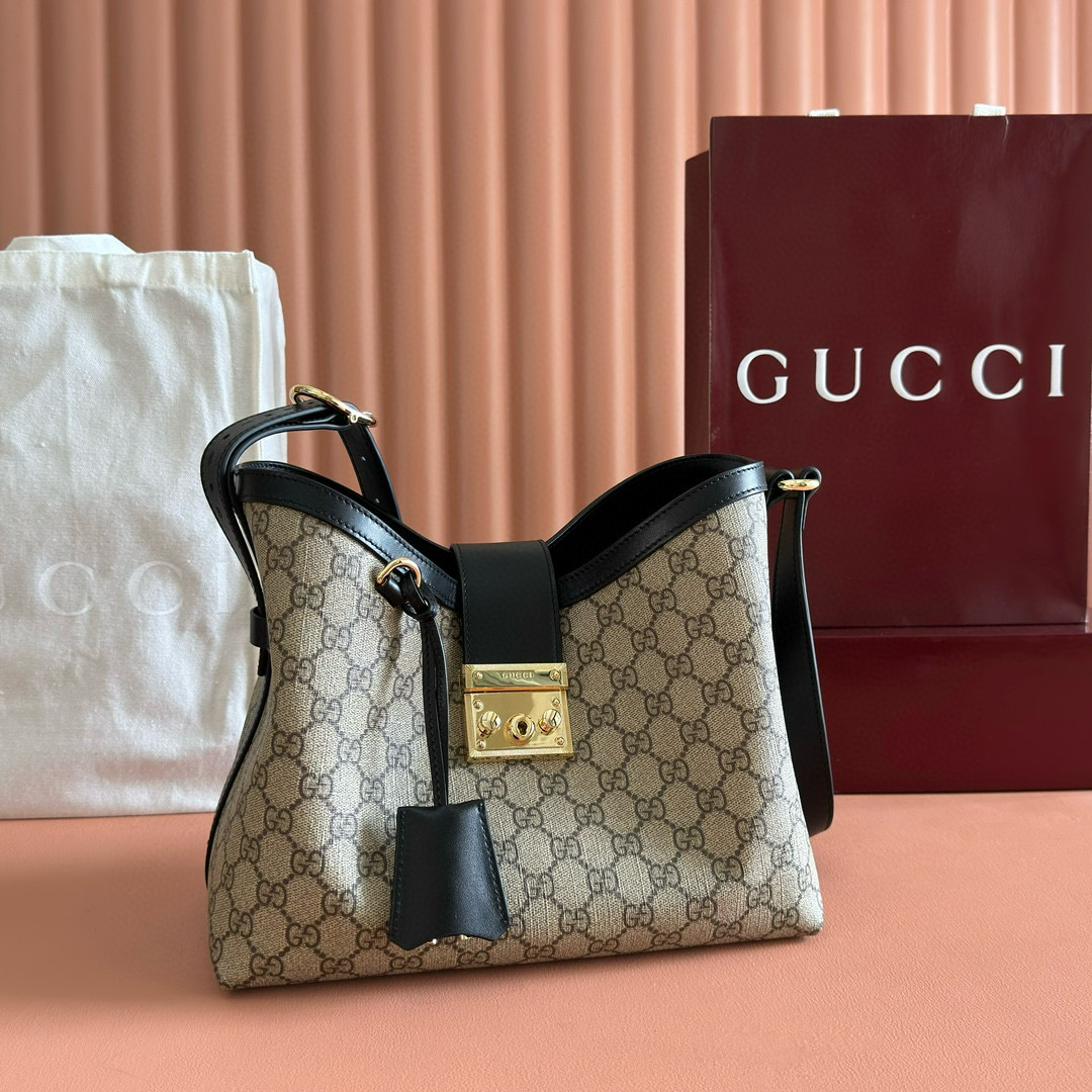 구찌 839021 여자가방