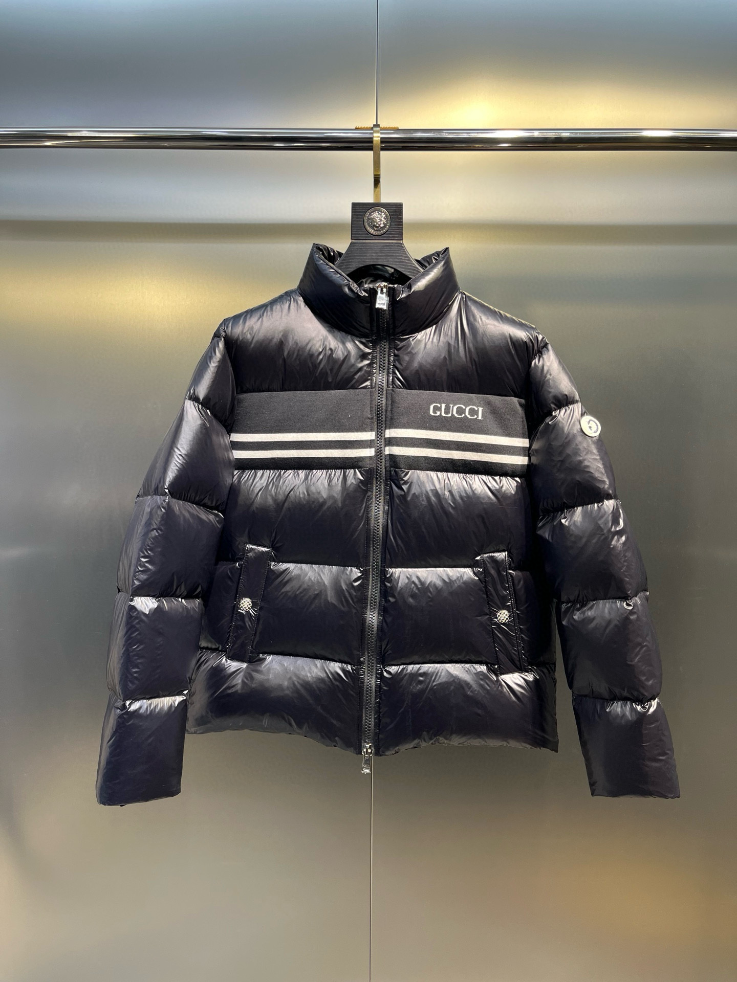 구찌 남자 패딩