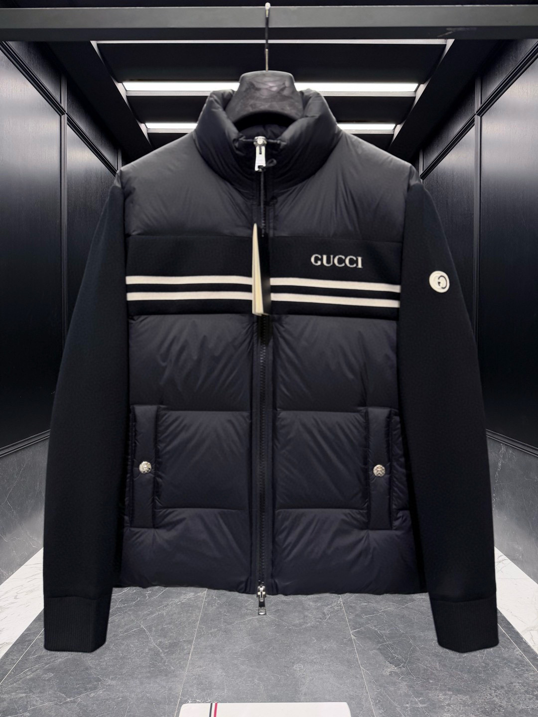 구찌 남자 패딩