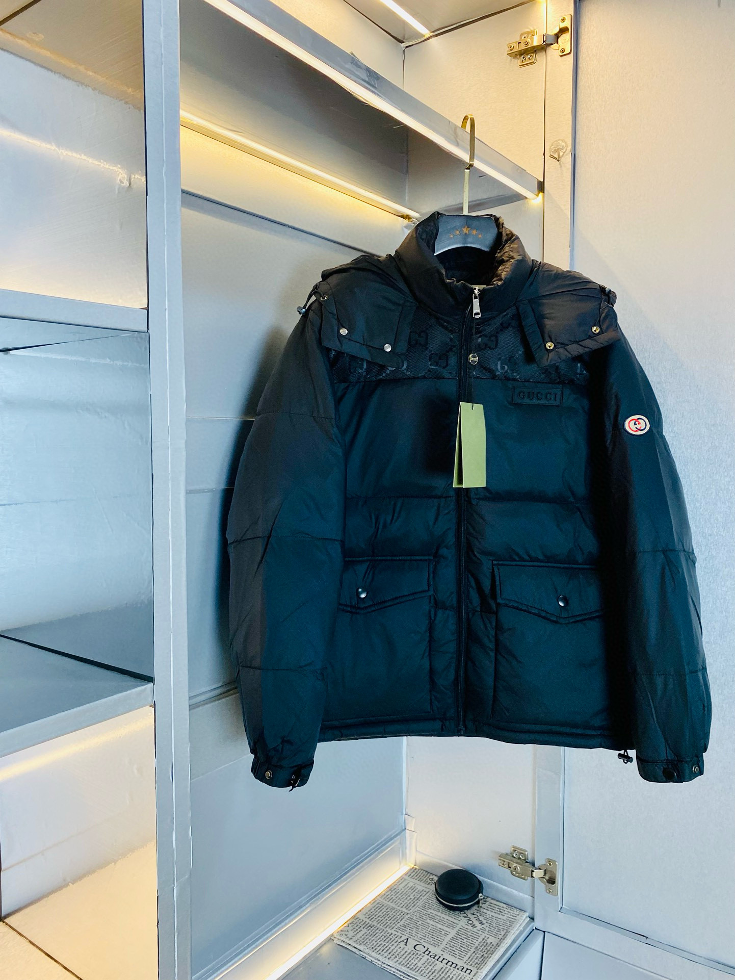 구찌 남자 패딩