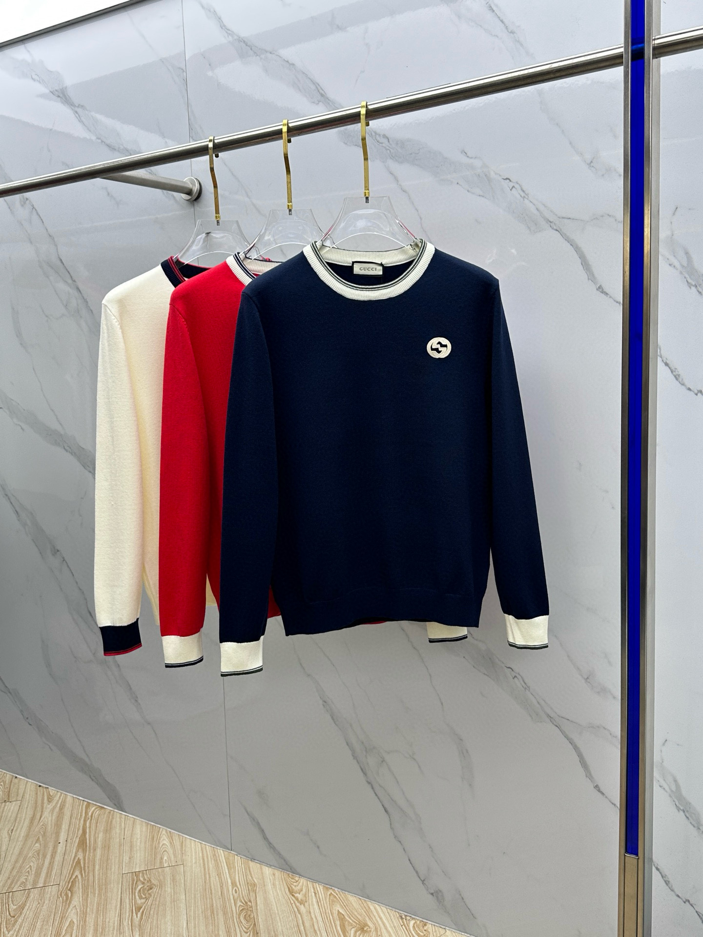 구찌 남자 니트