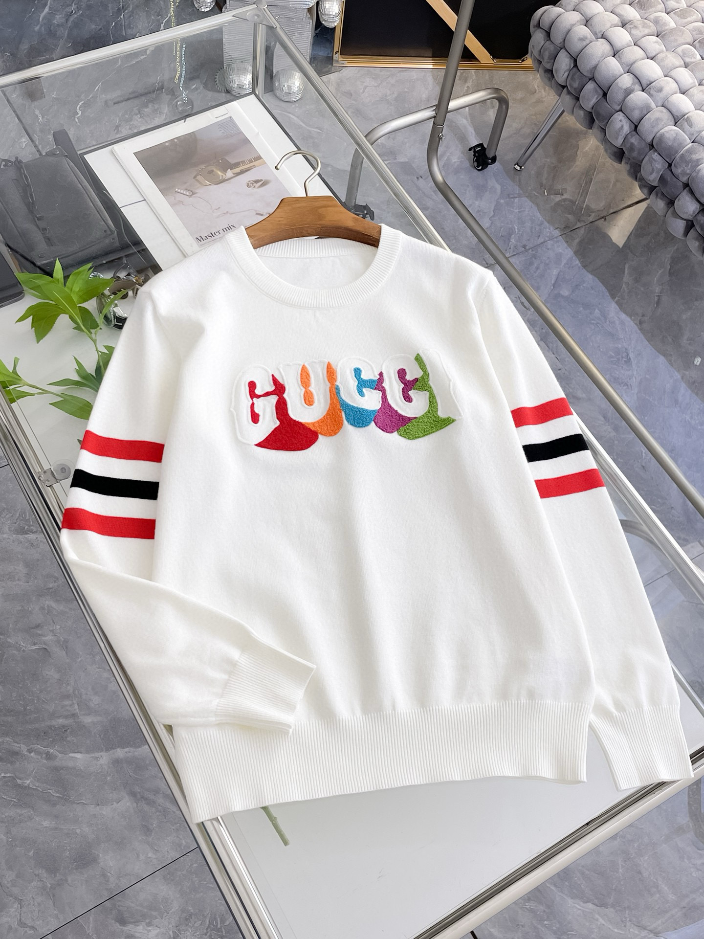 구찌 남자 니트