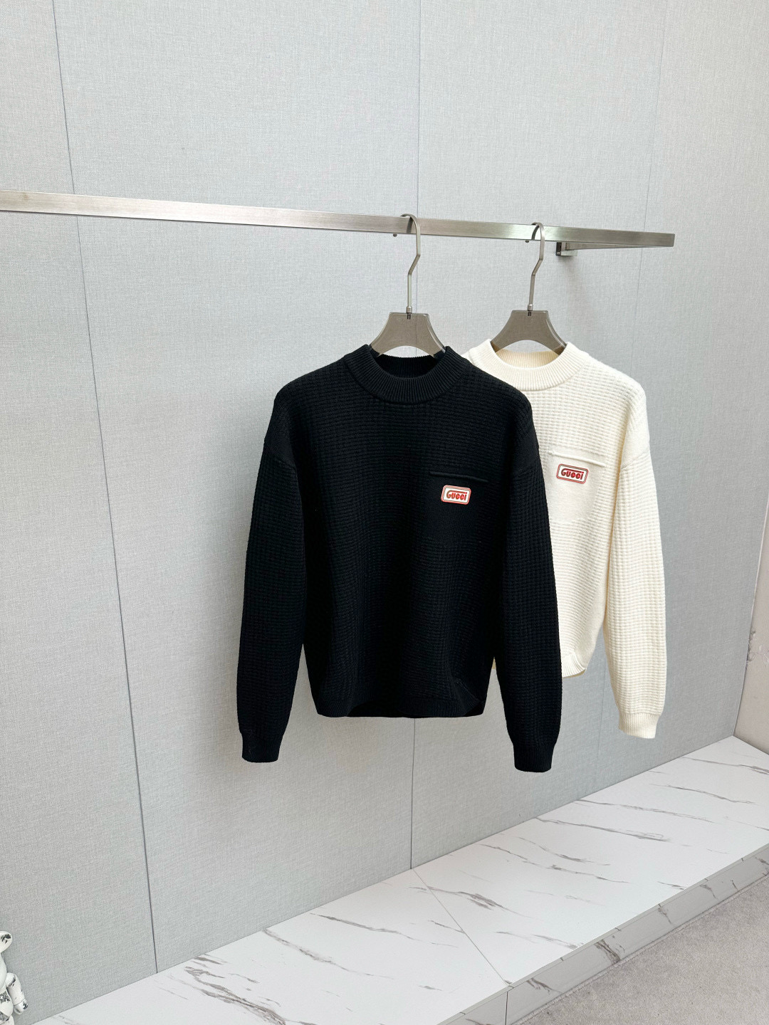 구찌 남자 니트