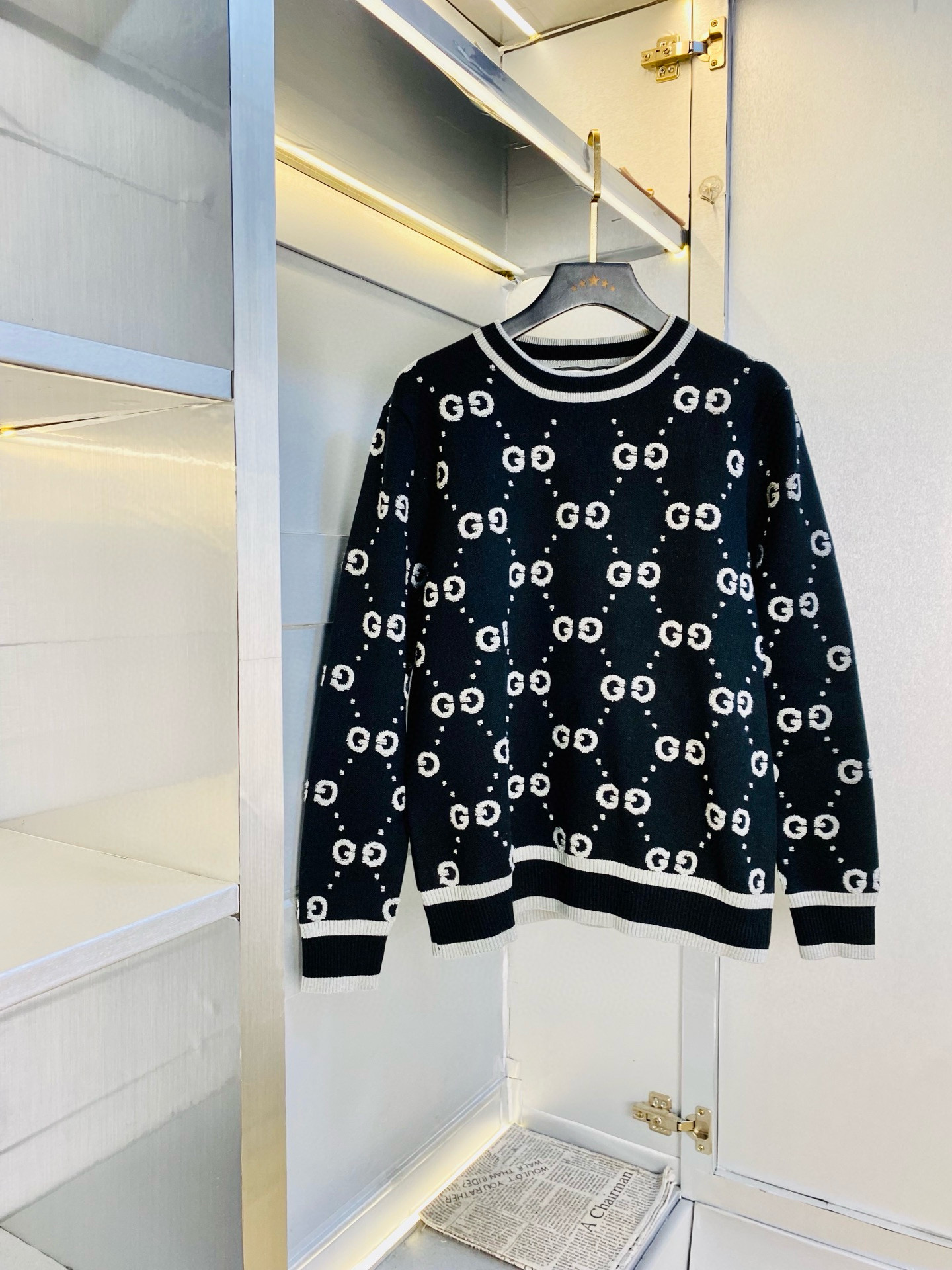 구찌 남자 니트