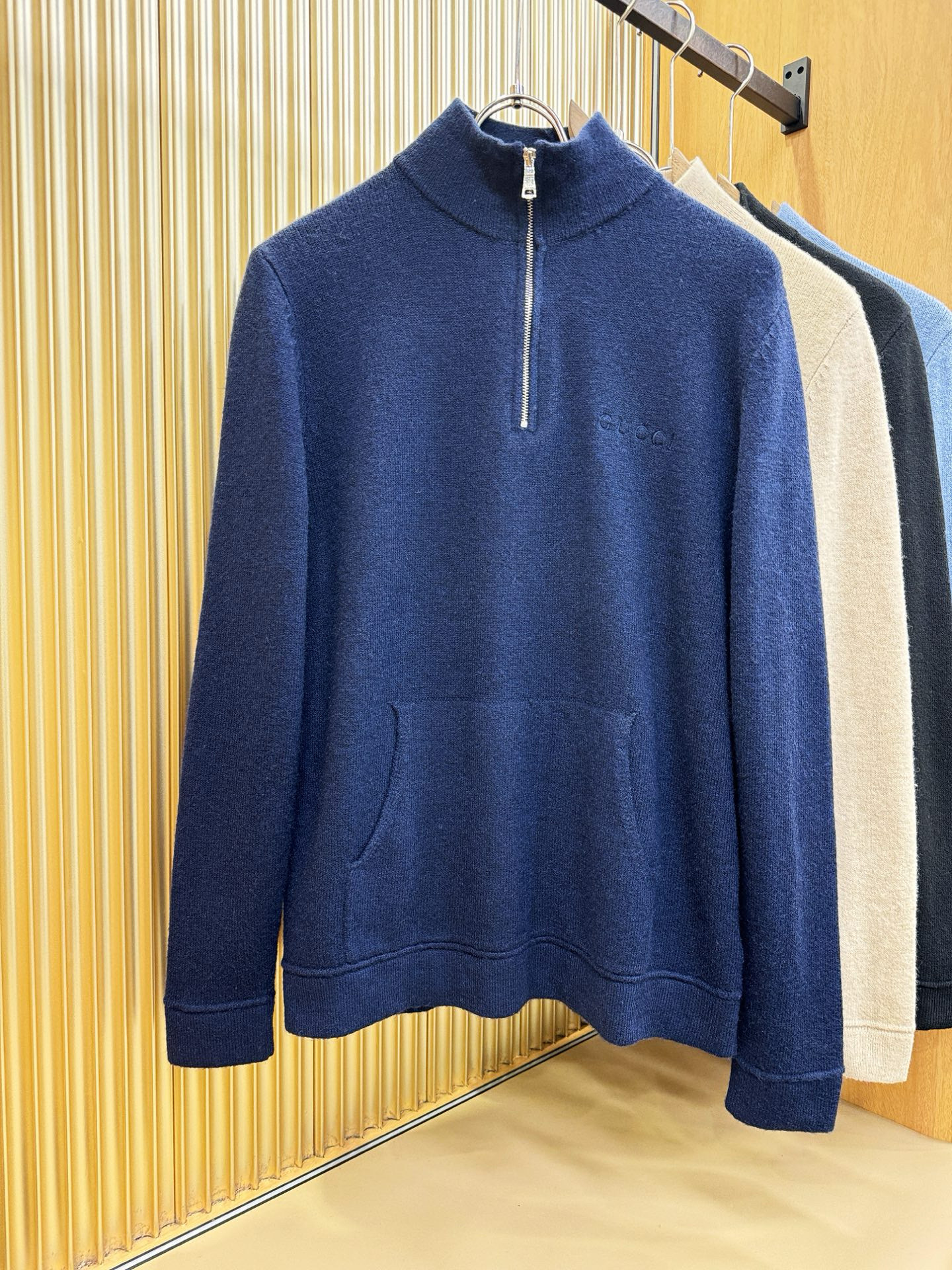 구찌 남자 니트