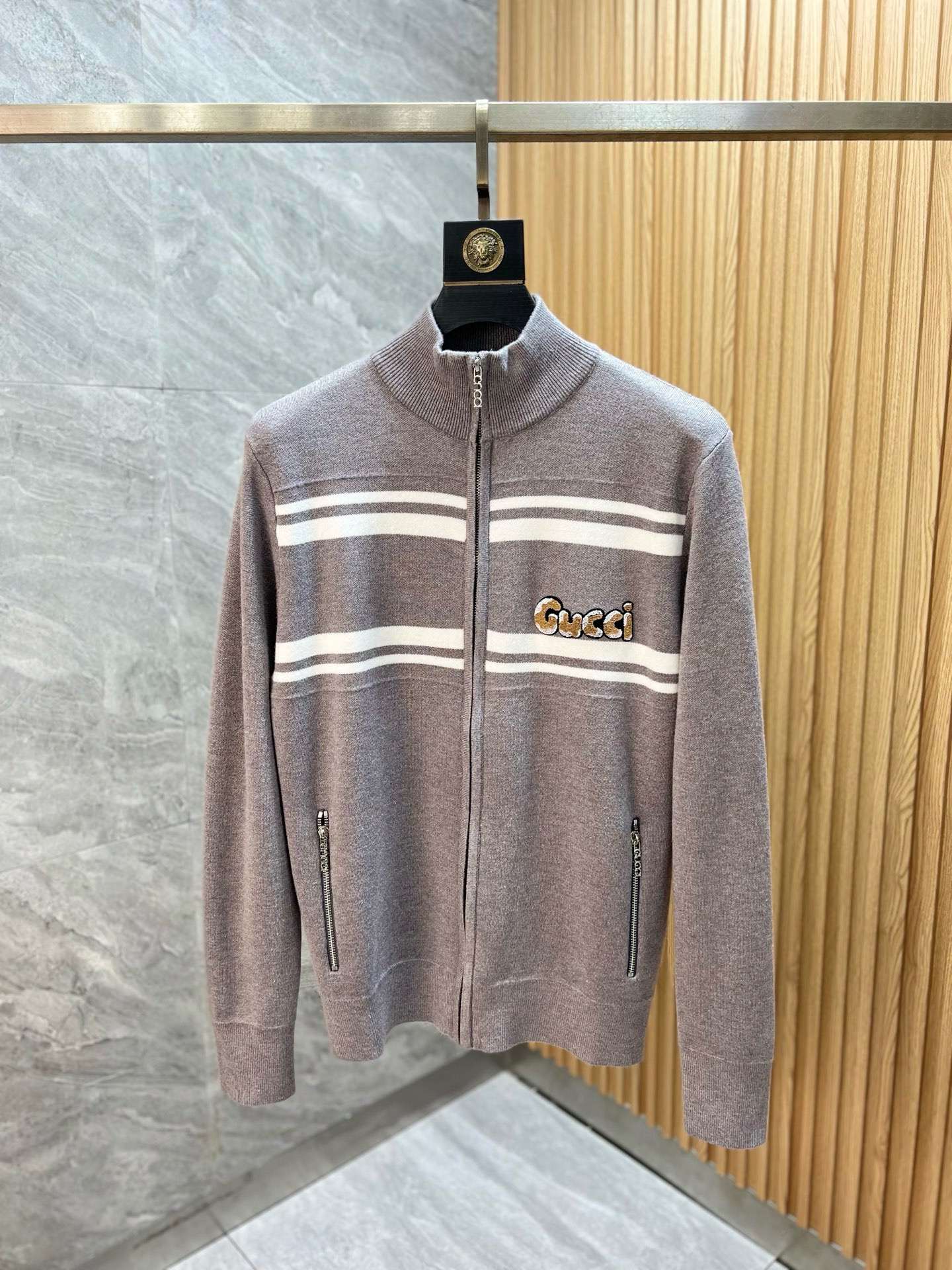 구찌 남자 가디건