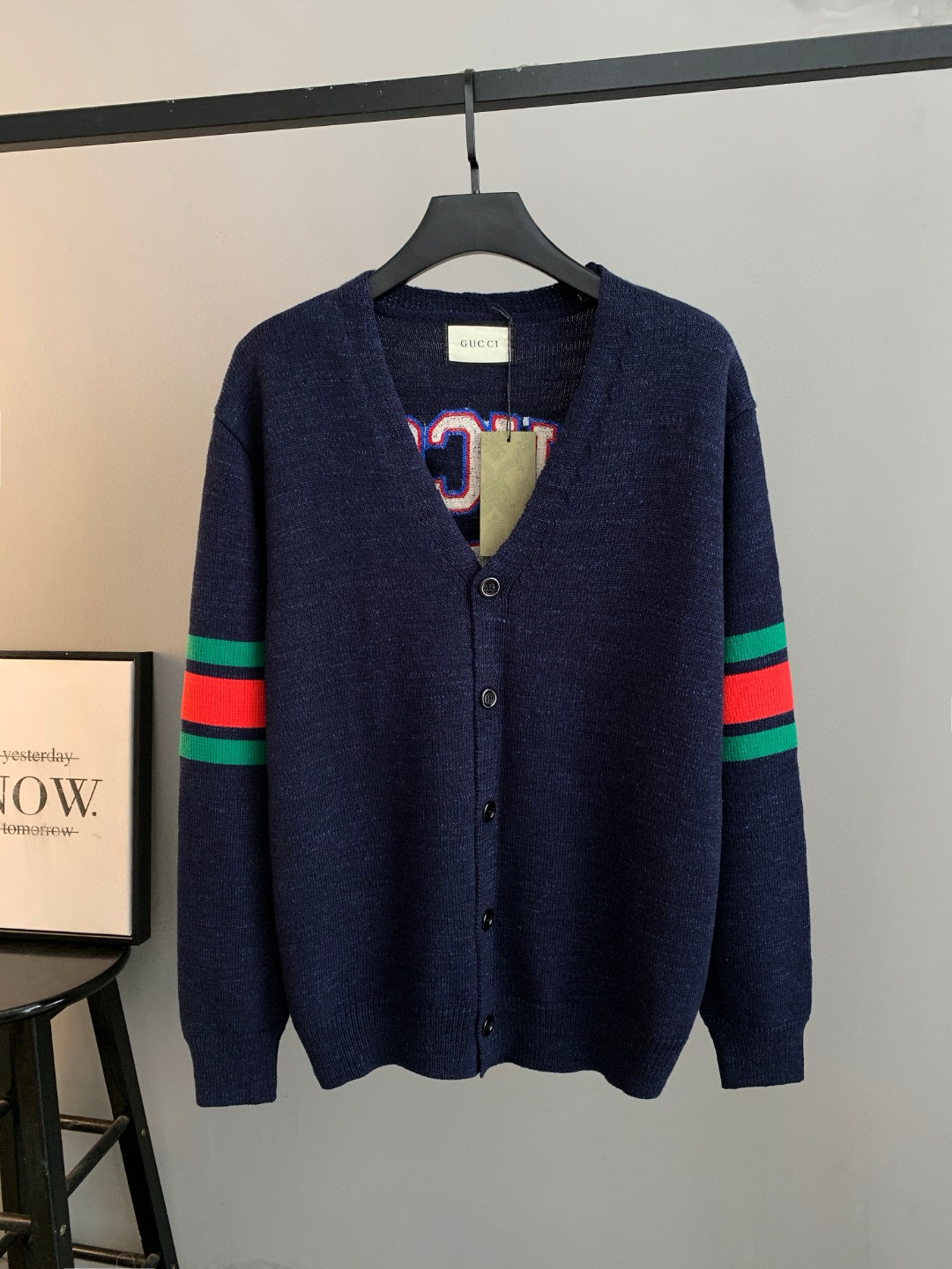 구찌 남자 가디건