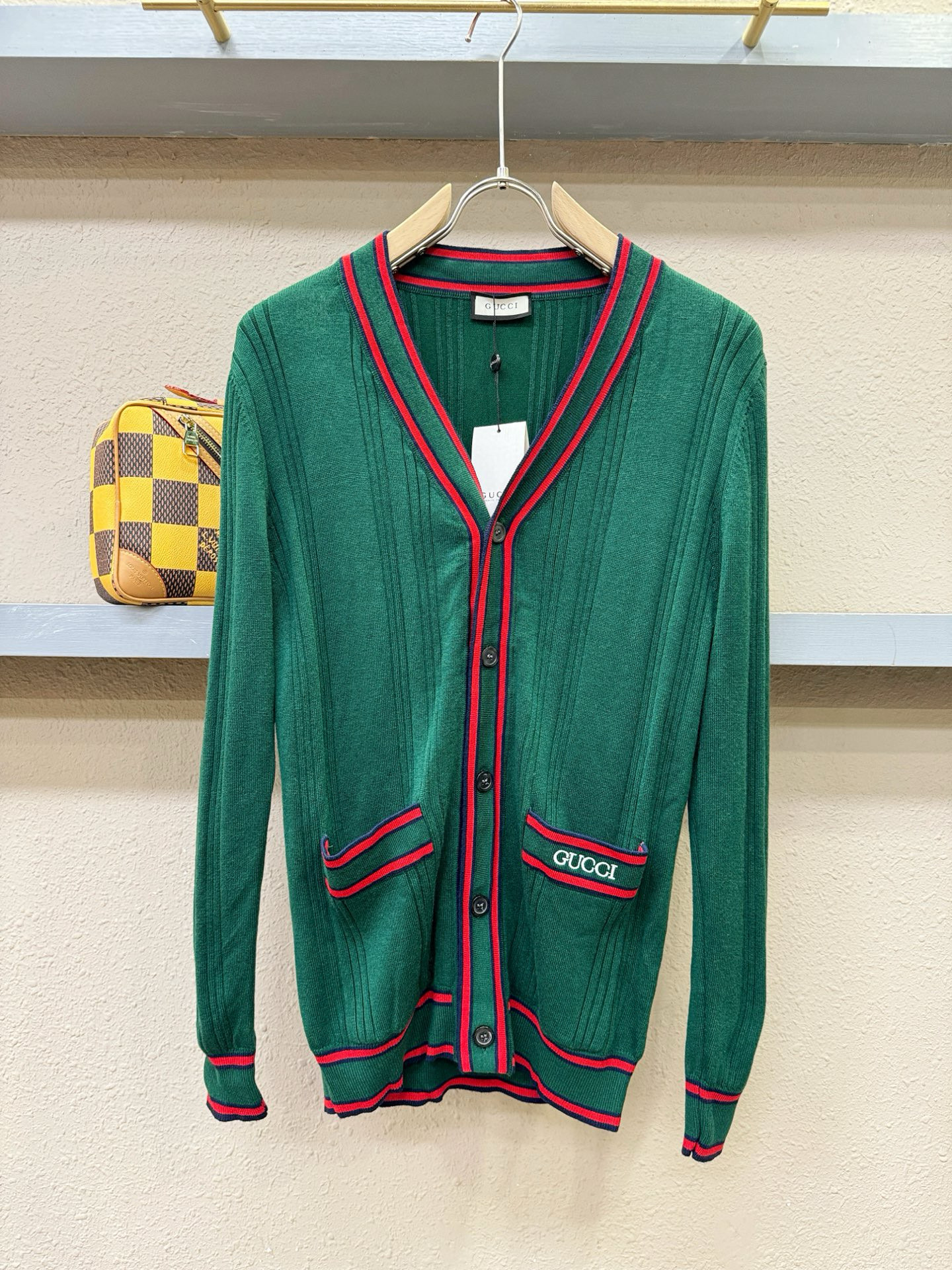 구찌 남자 가디건