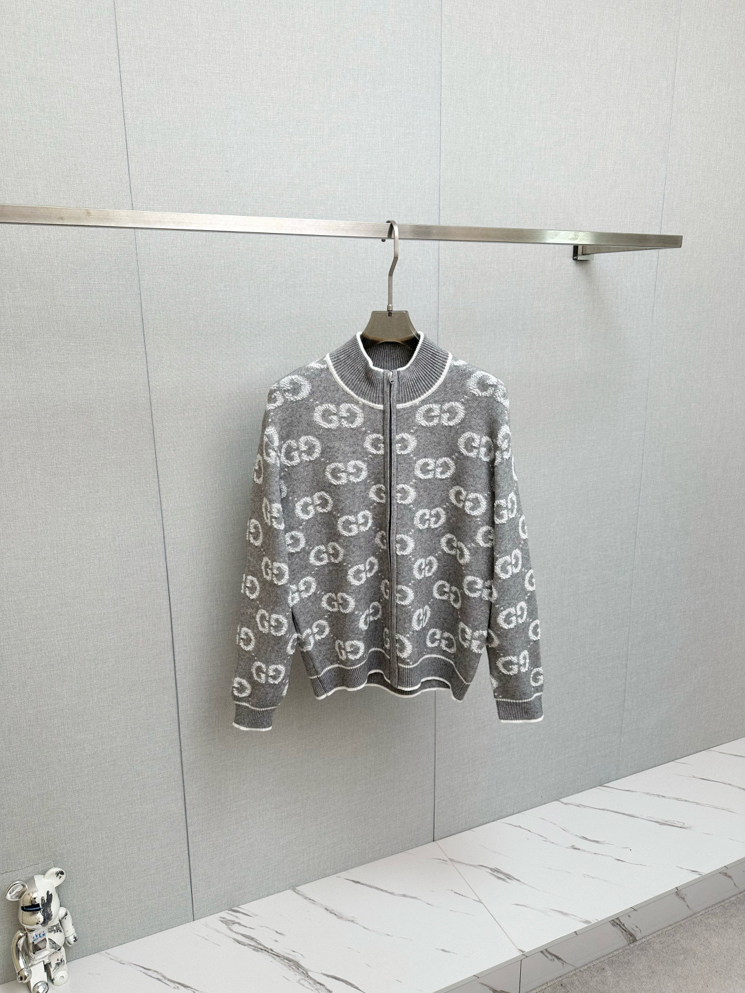 구찌 남자 가디건