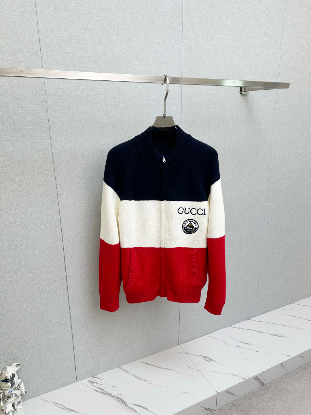 구찌 남자 가디건