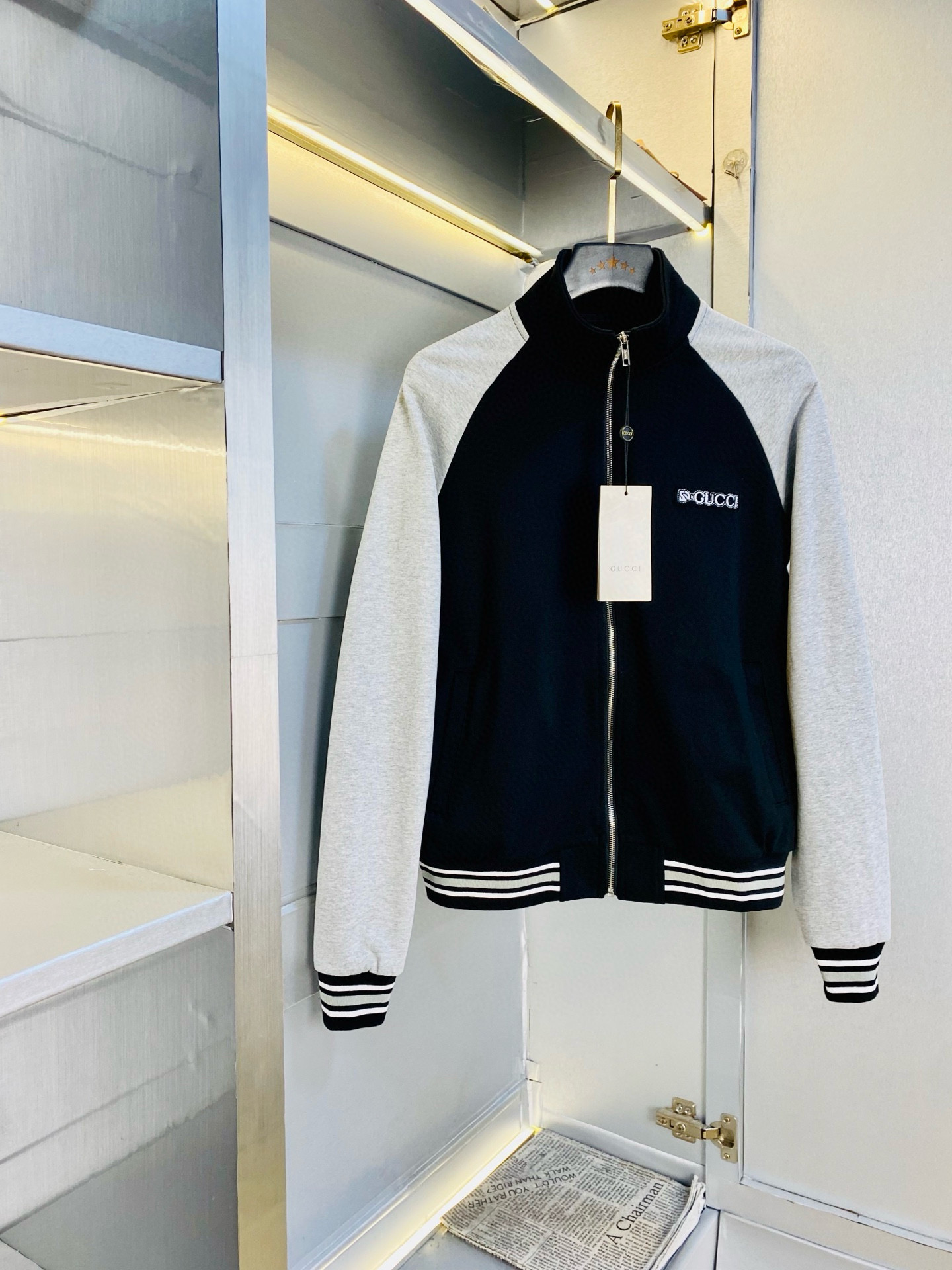 구찌 남자 가디건