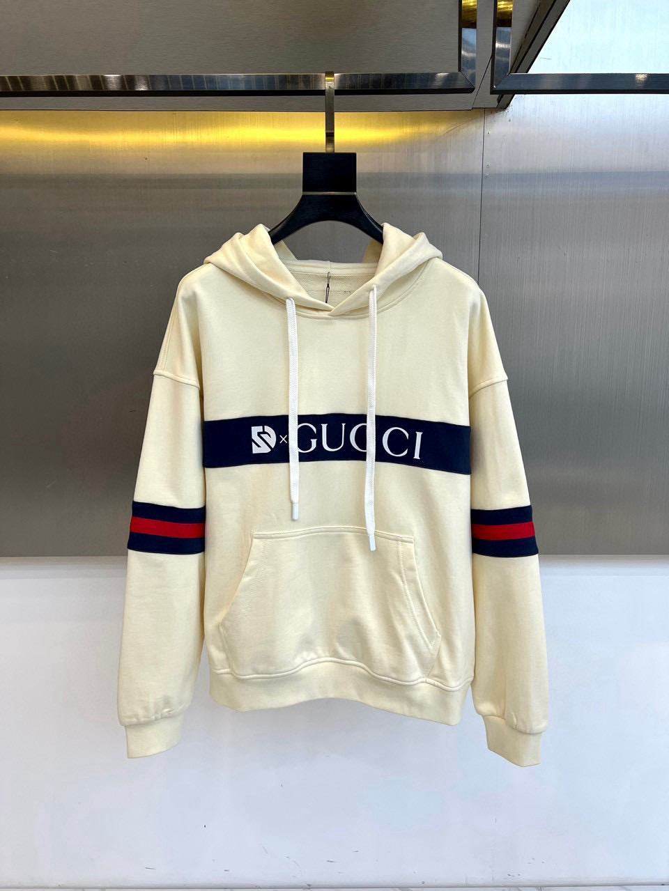 구찌 남자 후드티