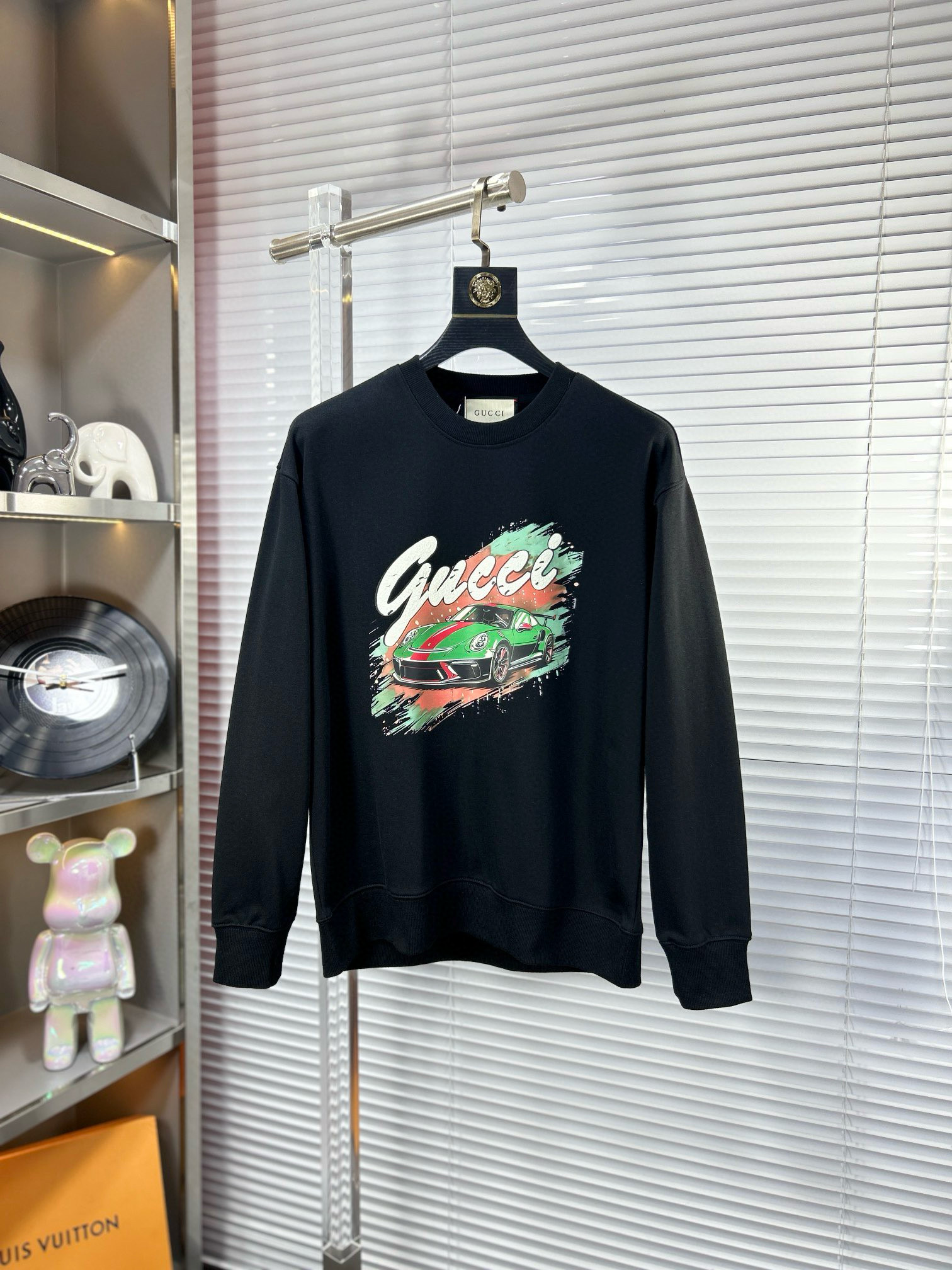 구찌 남자 맨투맨