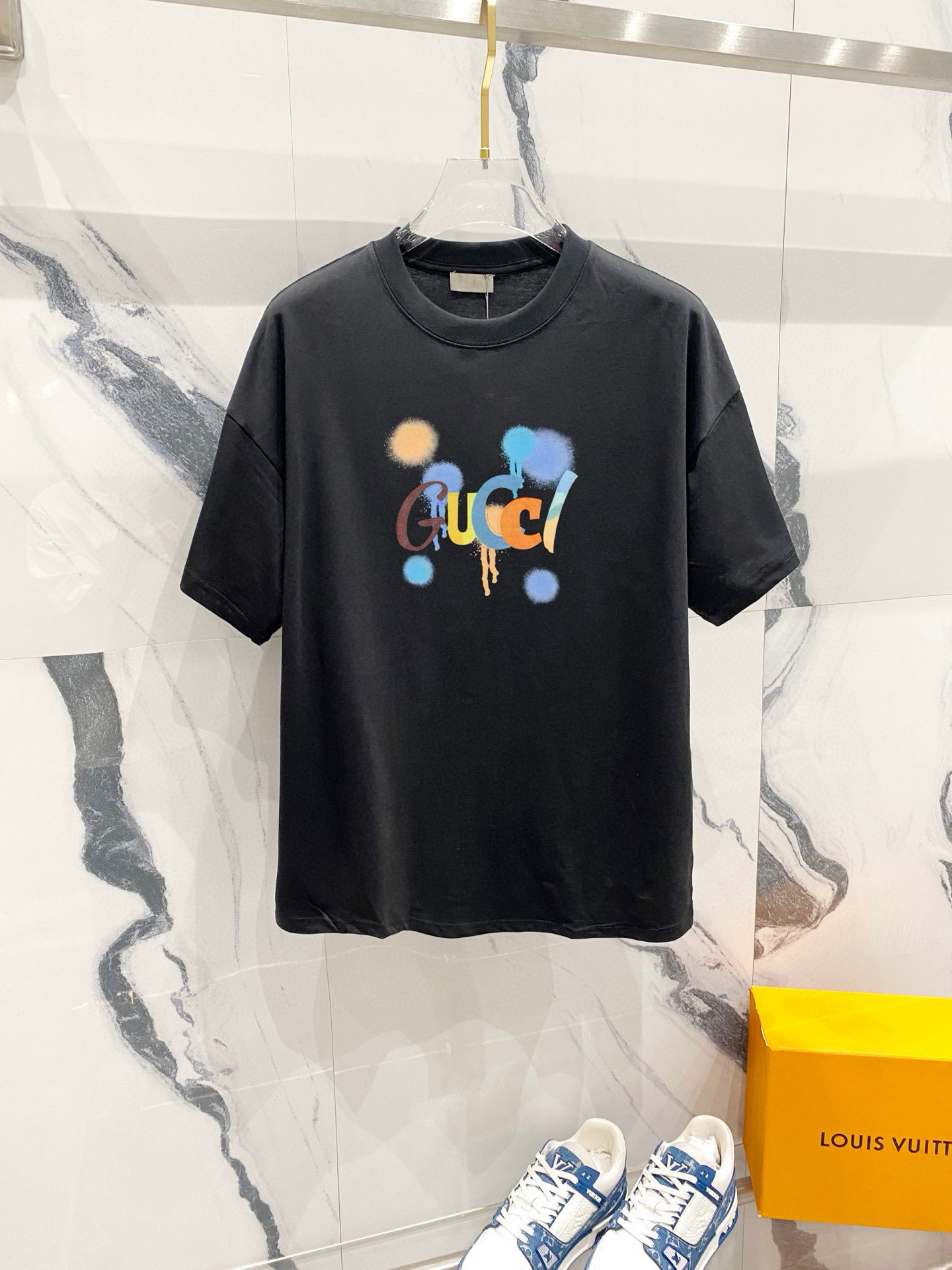 구찌 2컬러 남자 반팔티