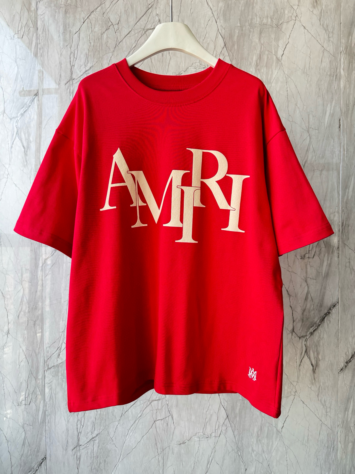 아미 아미리 남자 반팔티