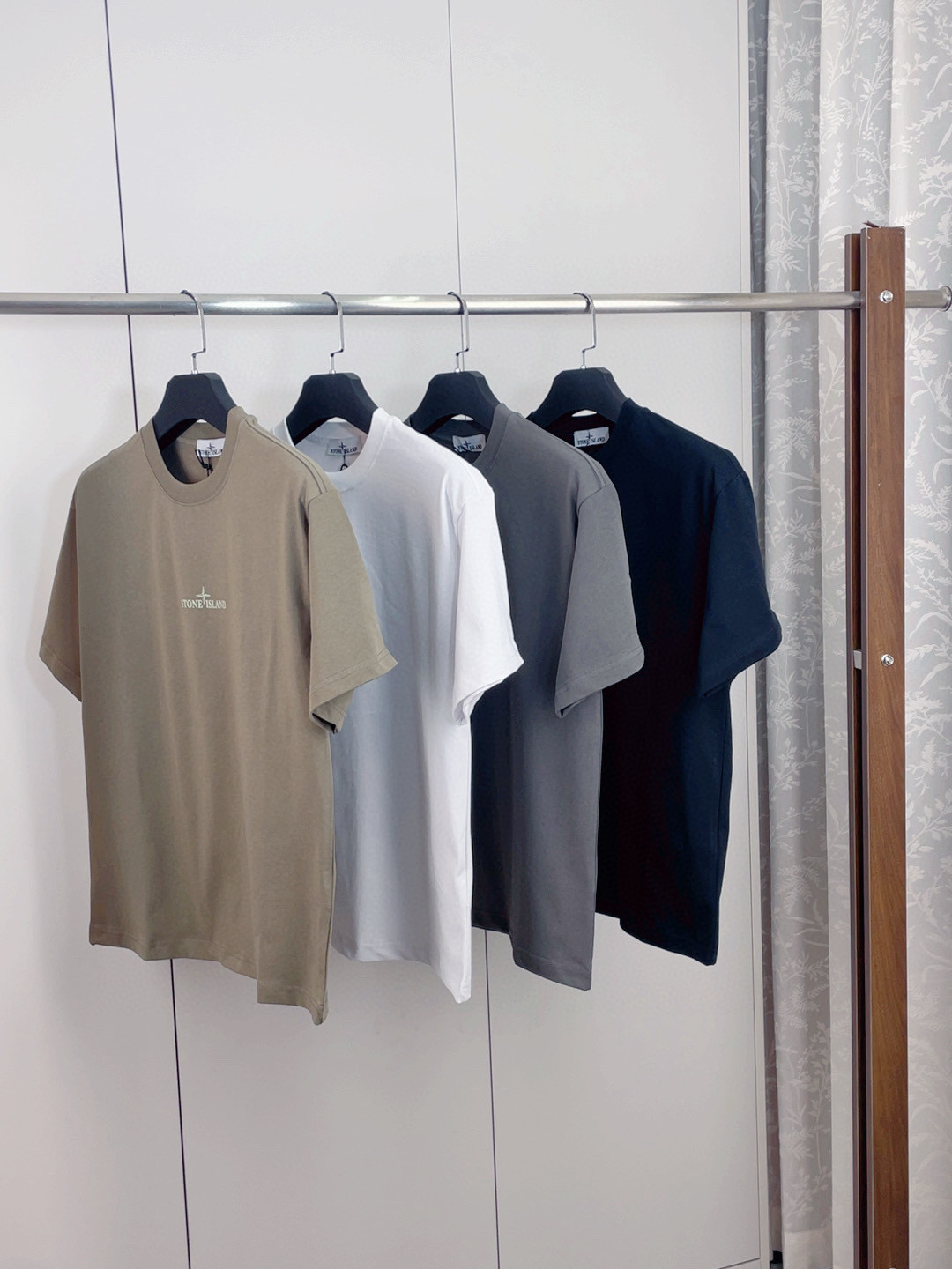 스톤아일랜드 4컬러 남자 반팔티