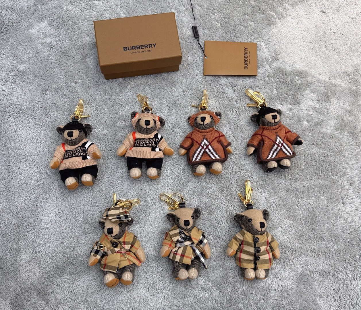 버버리 84가지 12CM 열쇠고리 키링