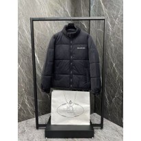 발렌시아가 남자 패딩