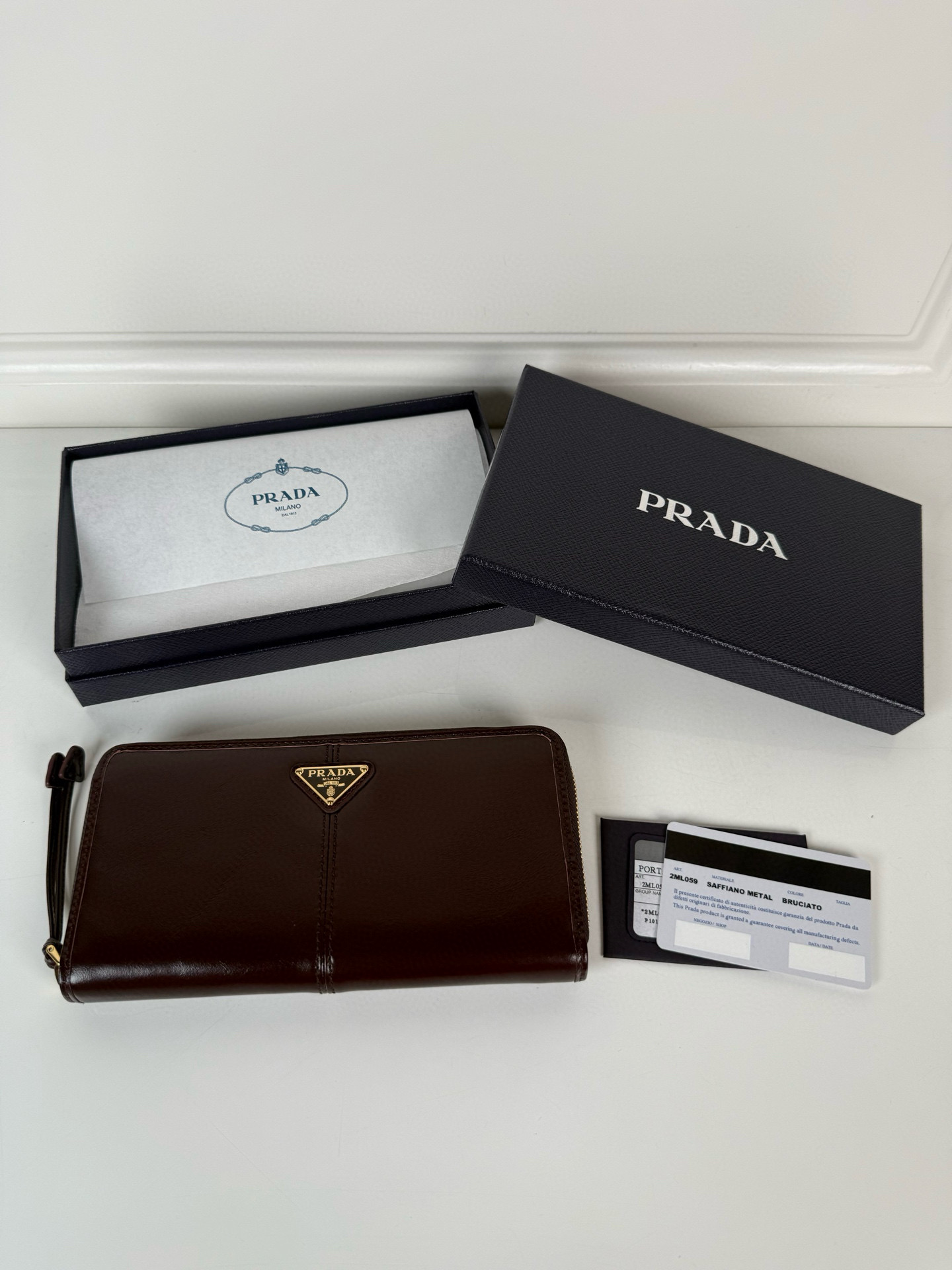 프라다 2ML059 남녀공용 장지갑