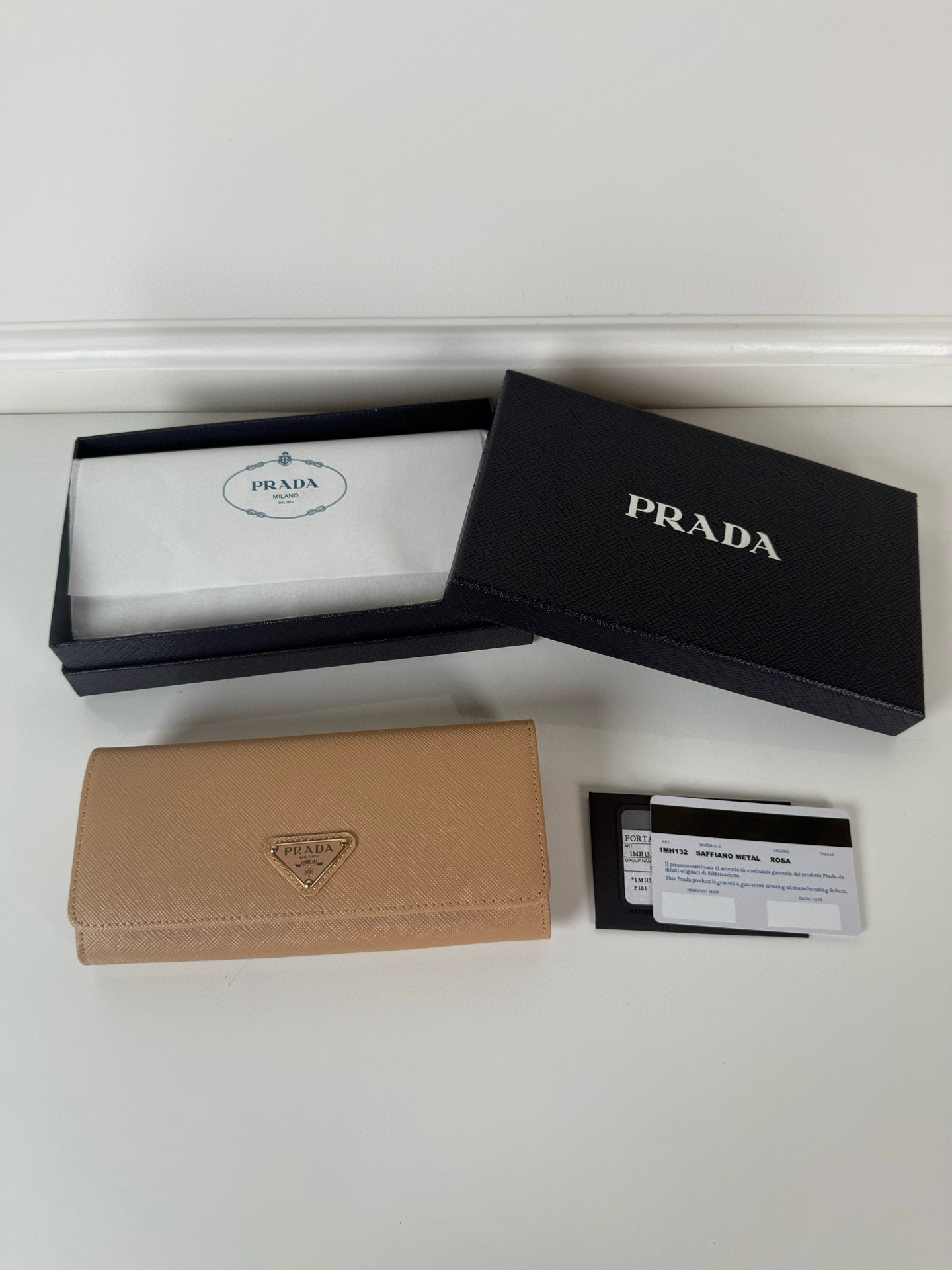 프라다 1MH132 여자 장지갑