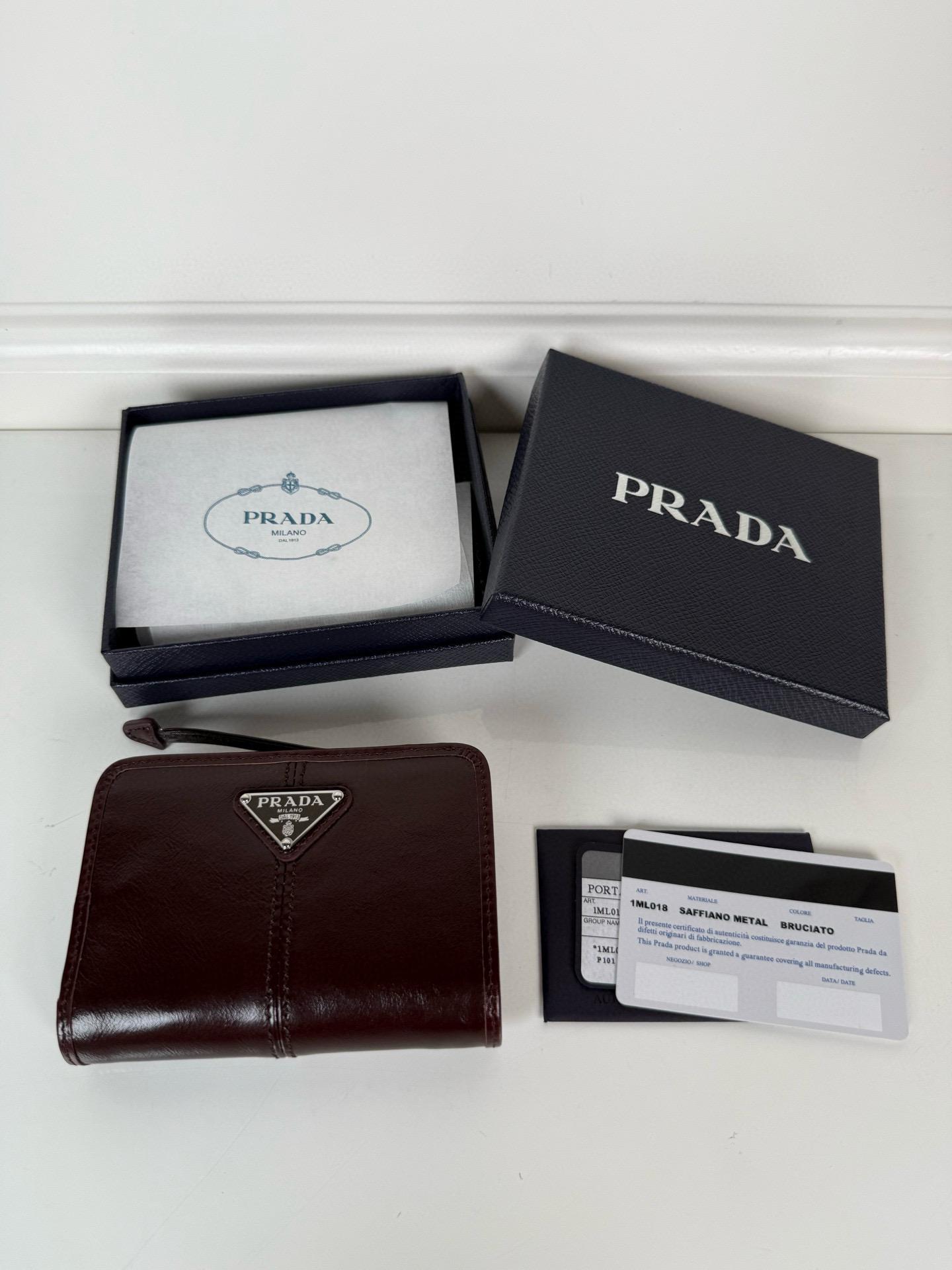 프라다 1ML018 남녀공용 반지갑