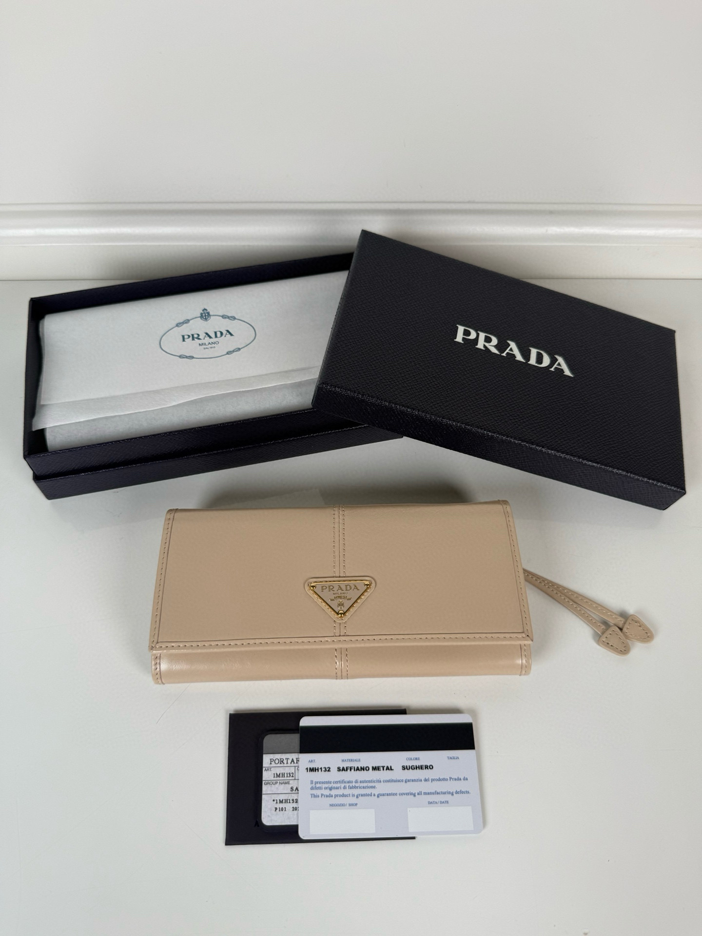 프라다 1MH132 여자 장지갑
