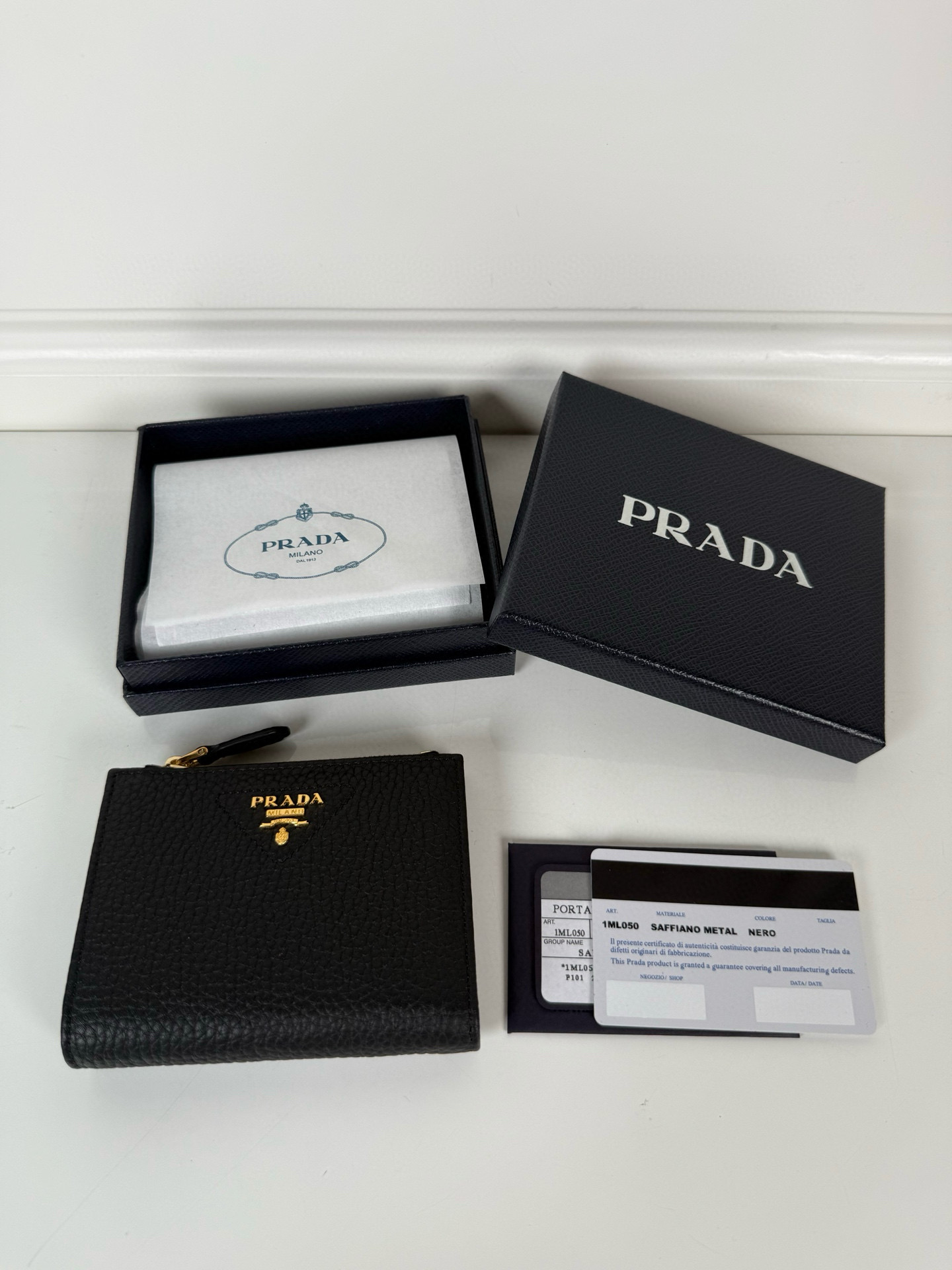 프라다 1ML050 남녀공용 반지갑