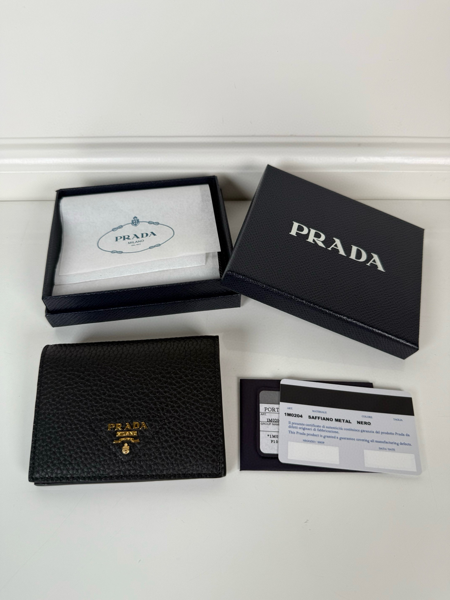 프라다 1M0204 여자 반지갑