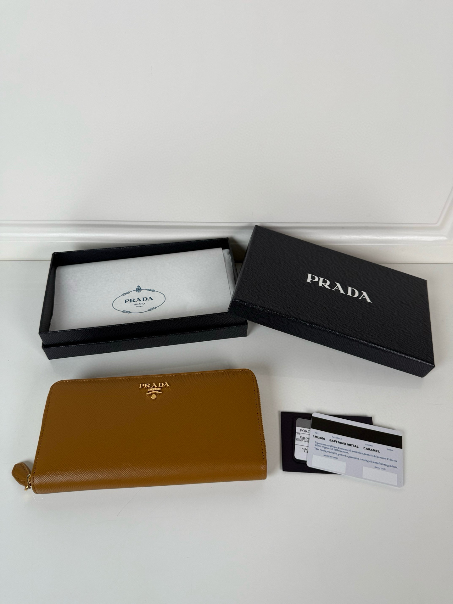 프라다 1ML506 남녀공용 장지갑
