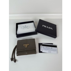 프라다 1MH043 여자 반지갑