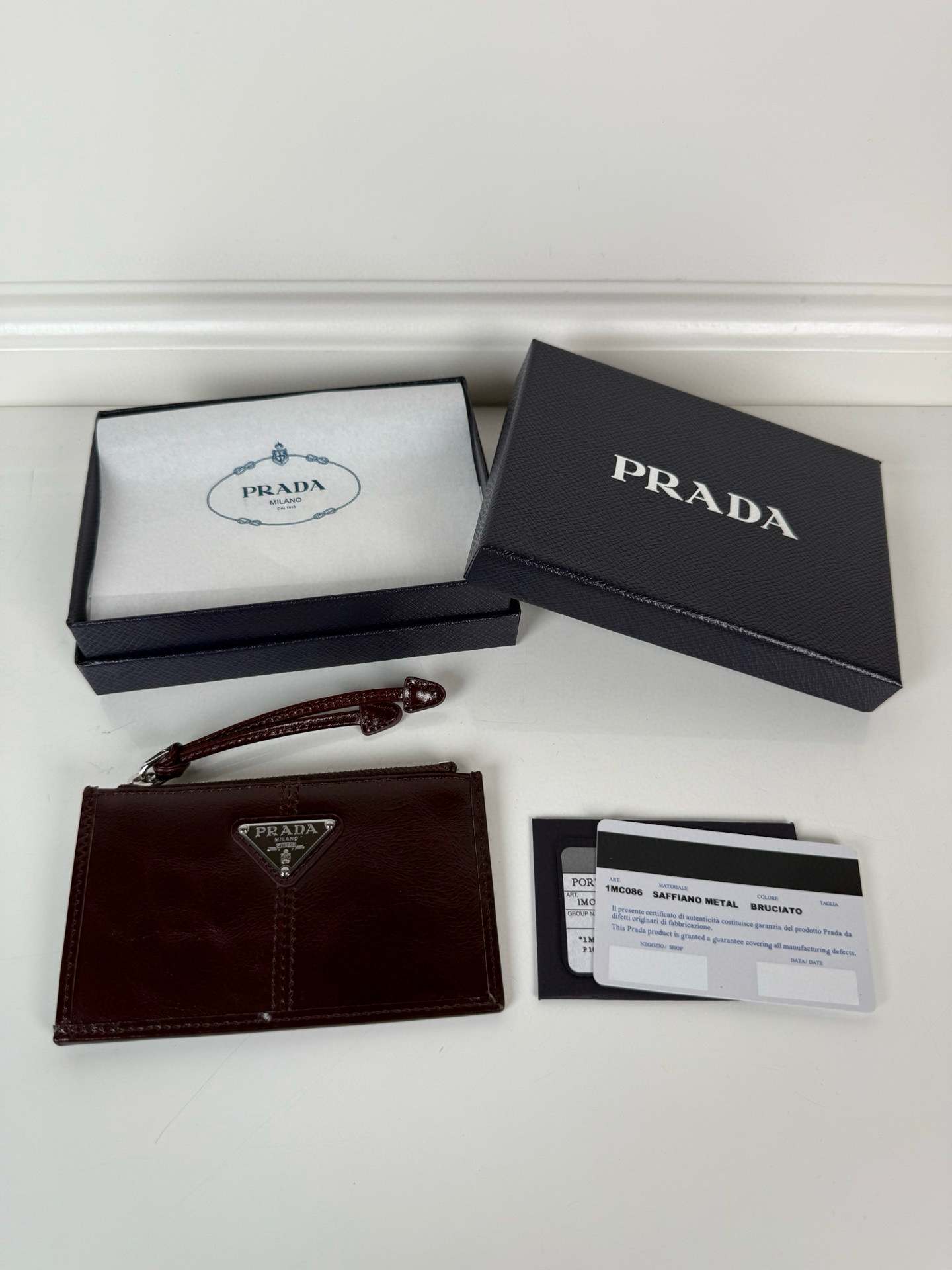 프라다 1MC086 남녀공용 카드지갑 머니클립