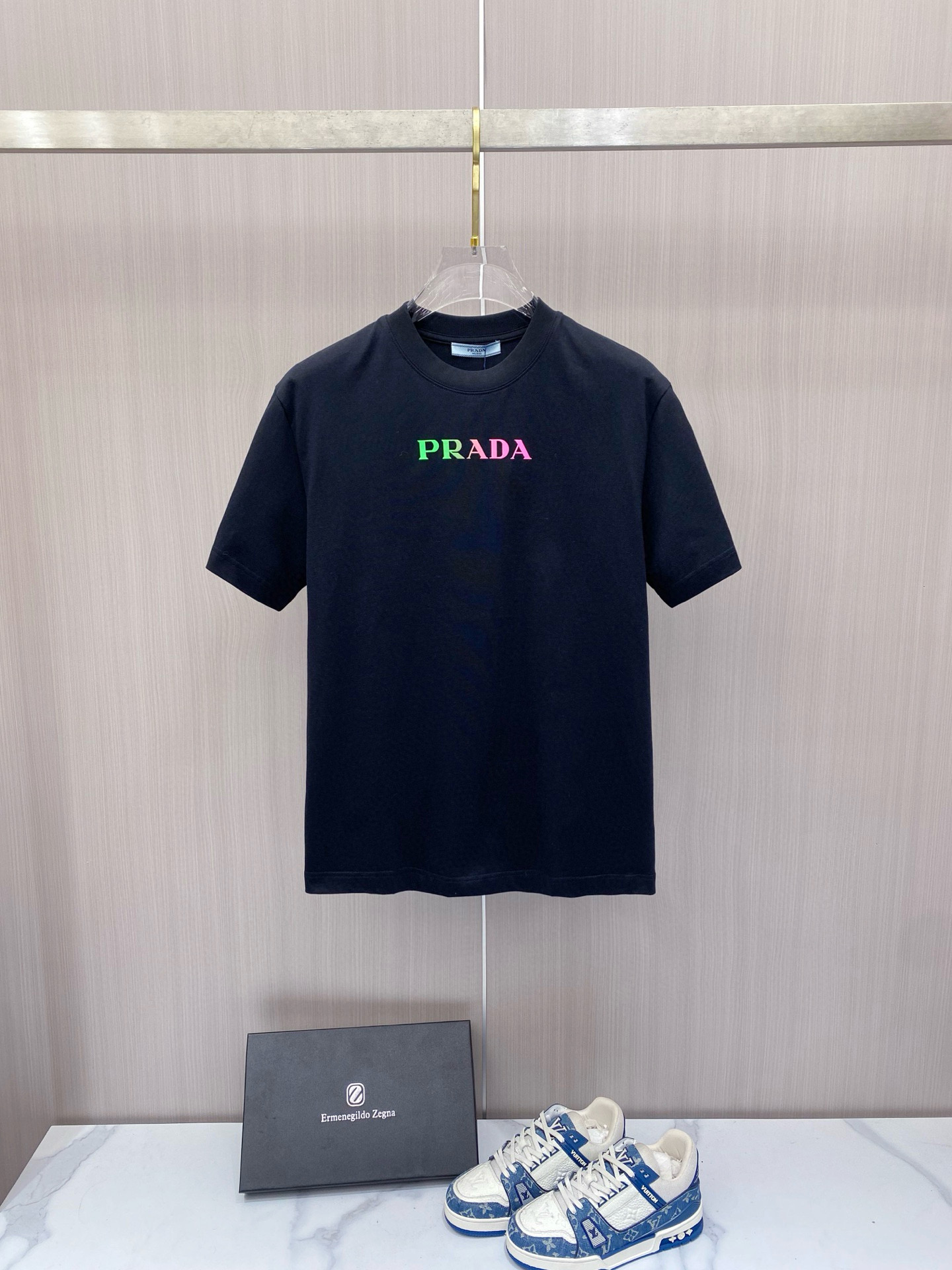 프라다 남자 반팔티