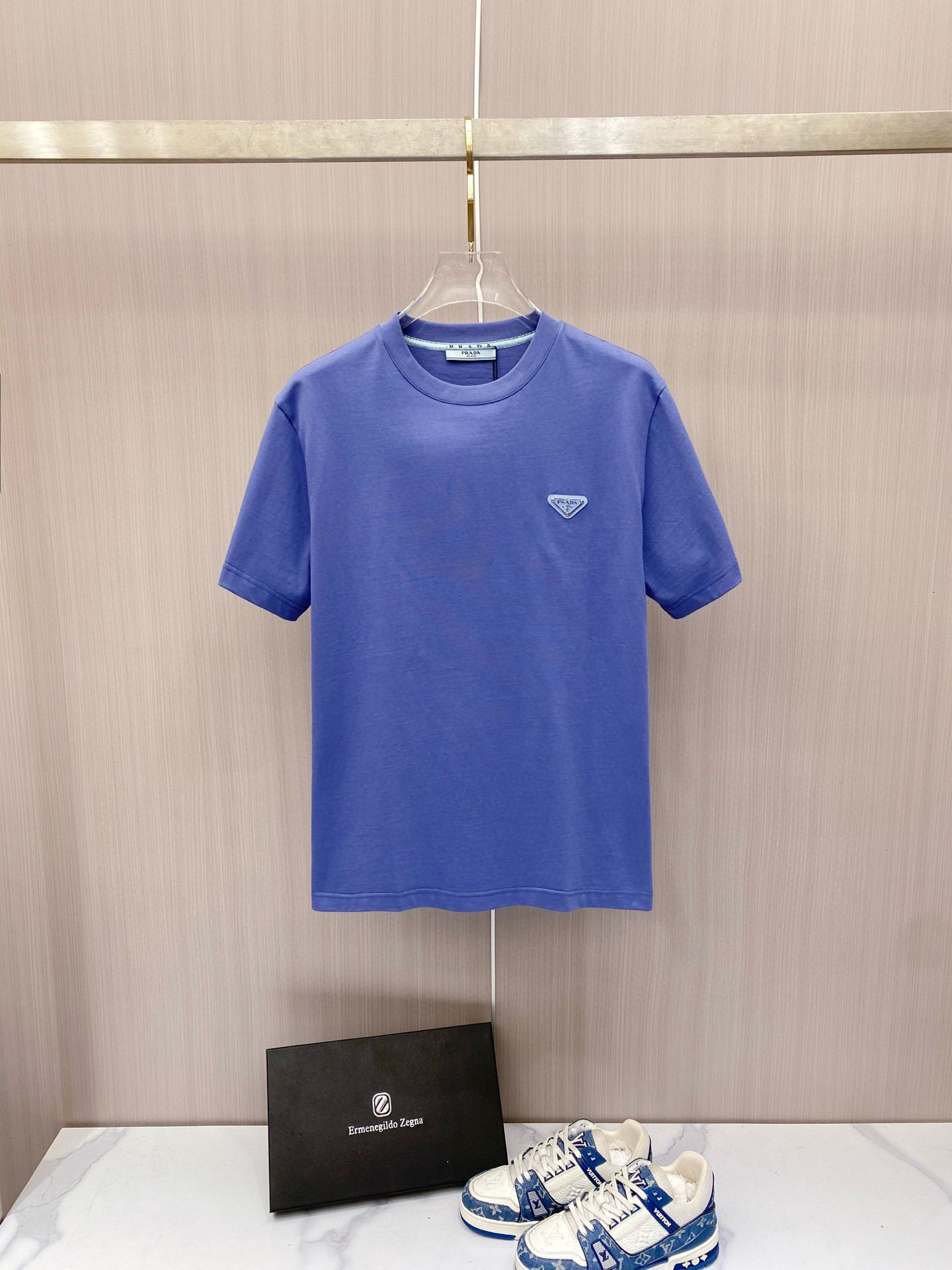 프라다 남자 반팔티