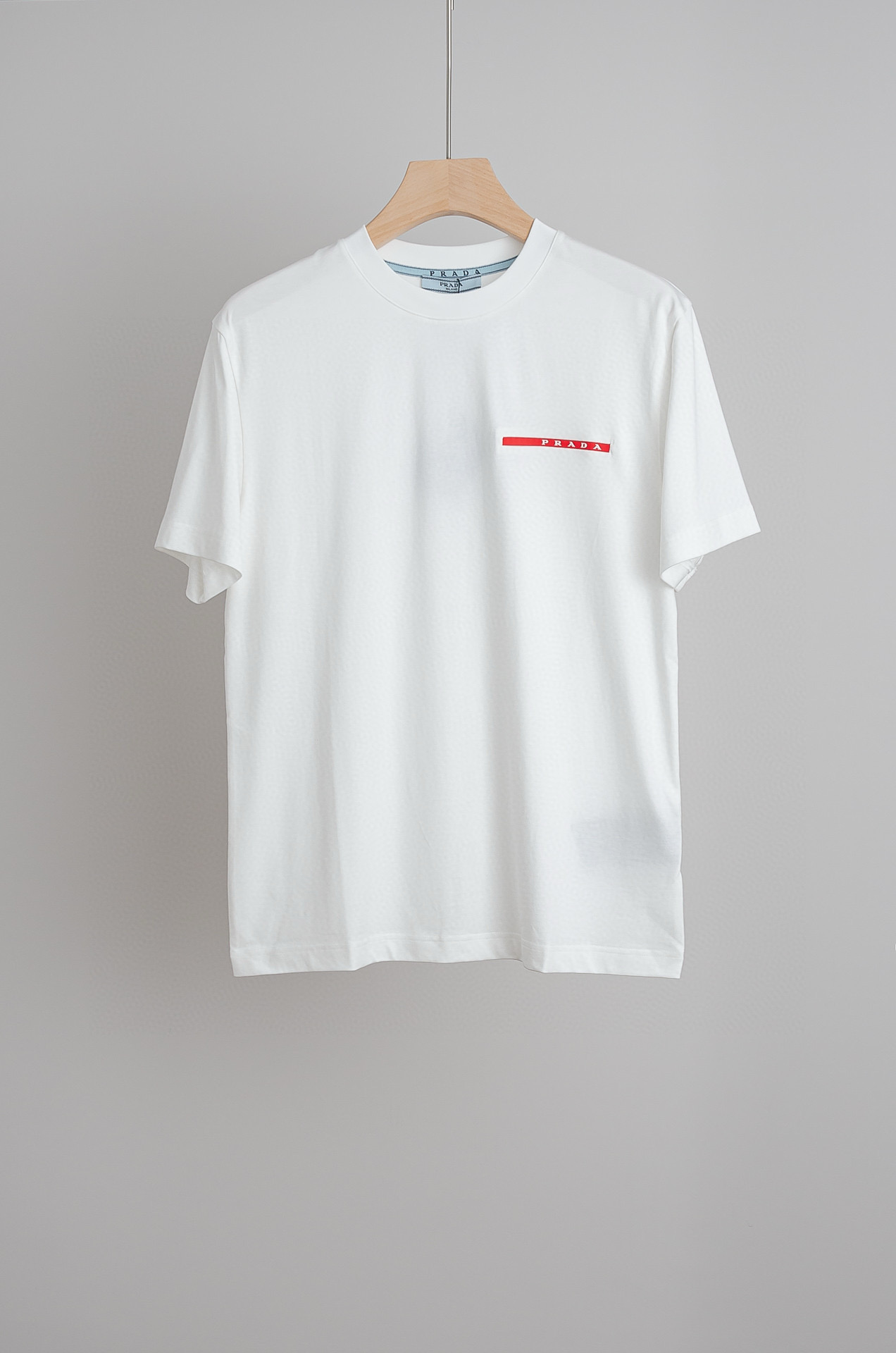 프라다 남자 반팔티