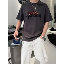 구찌 남자 반팔티