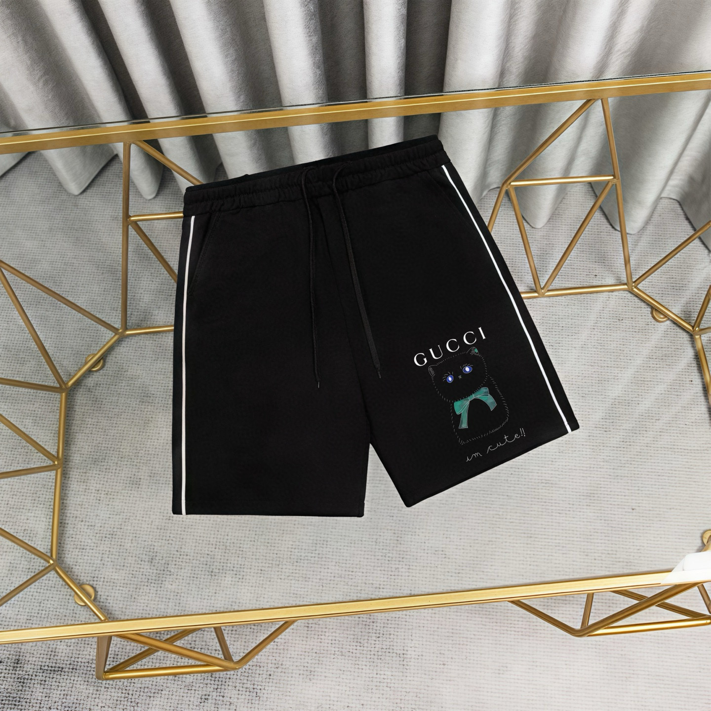 구찌 남자 반바지