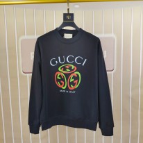 구찌 남자 맨투맨