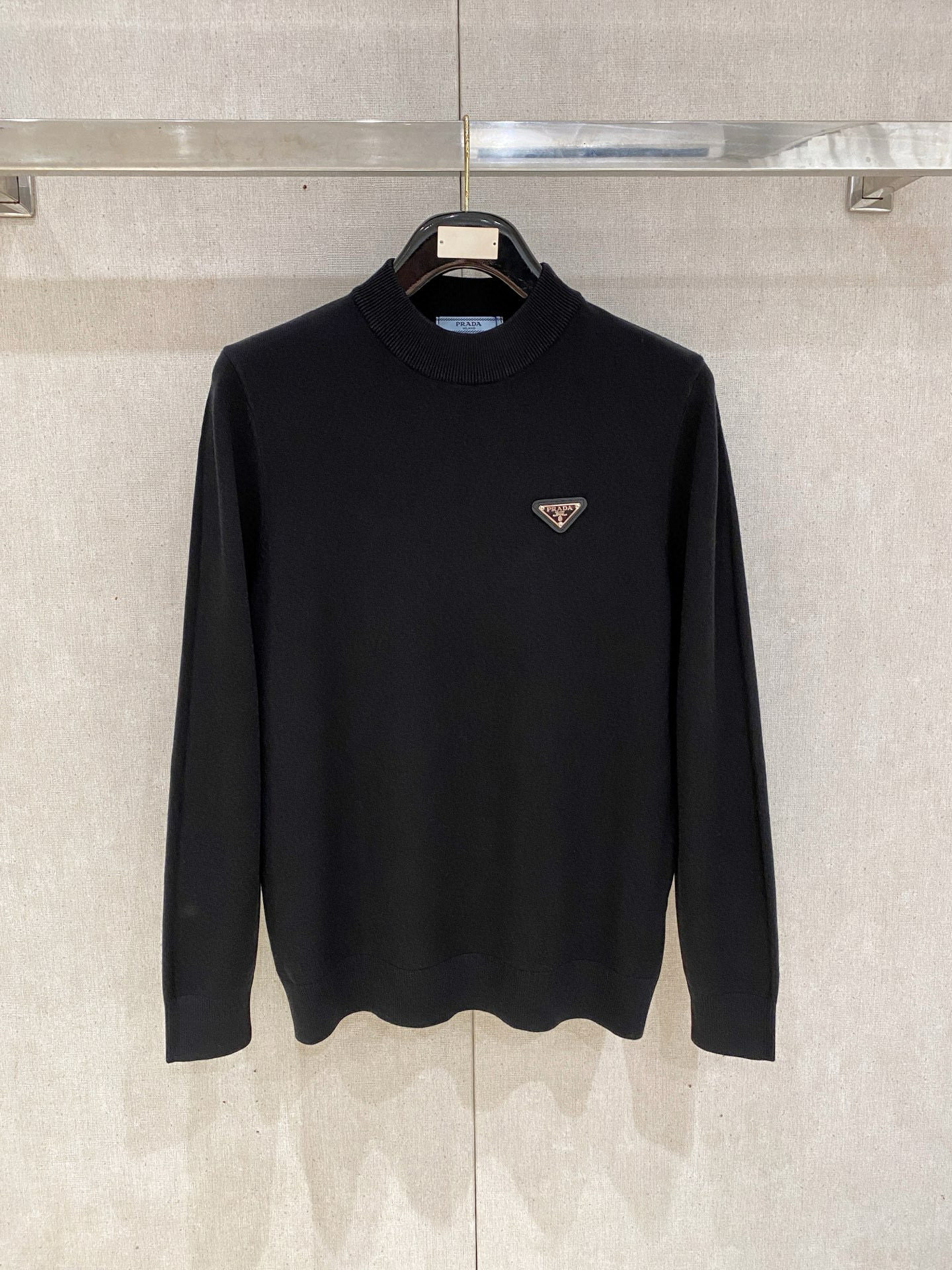 프라다 남자 니트