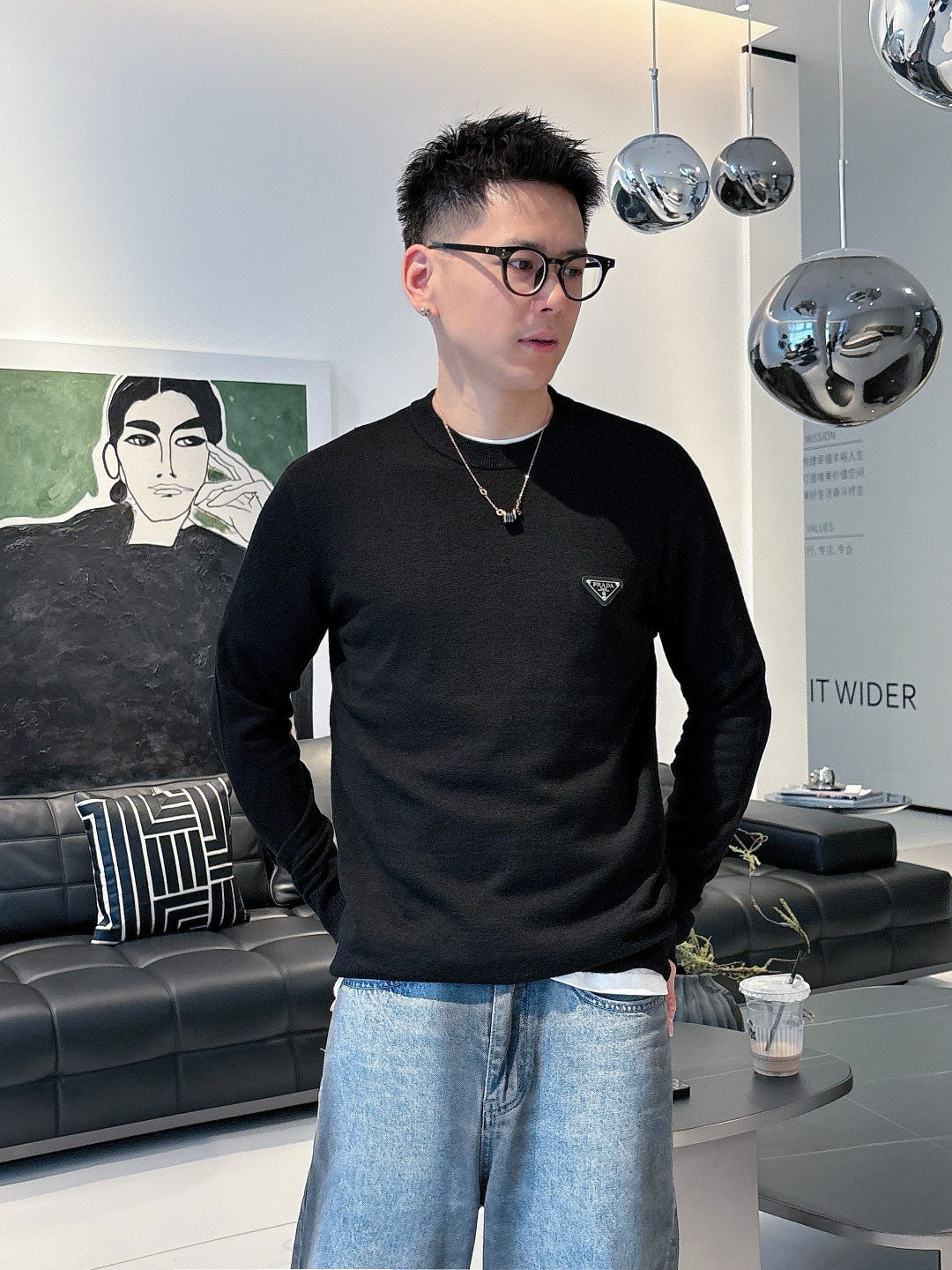 프라다 남자 니트