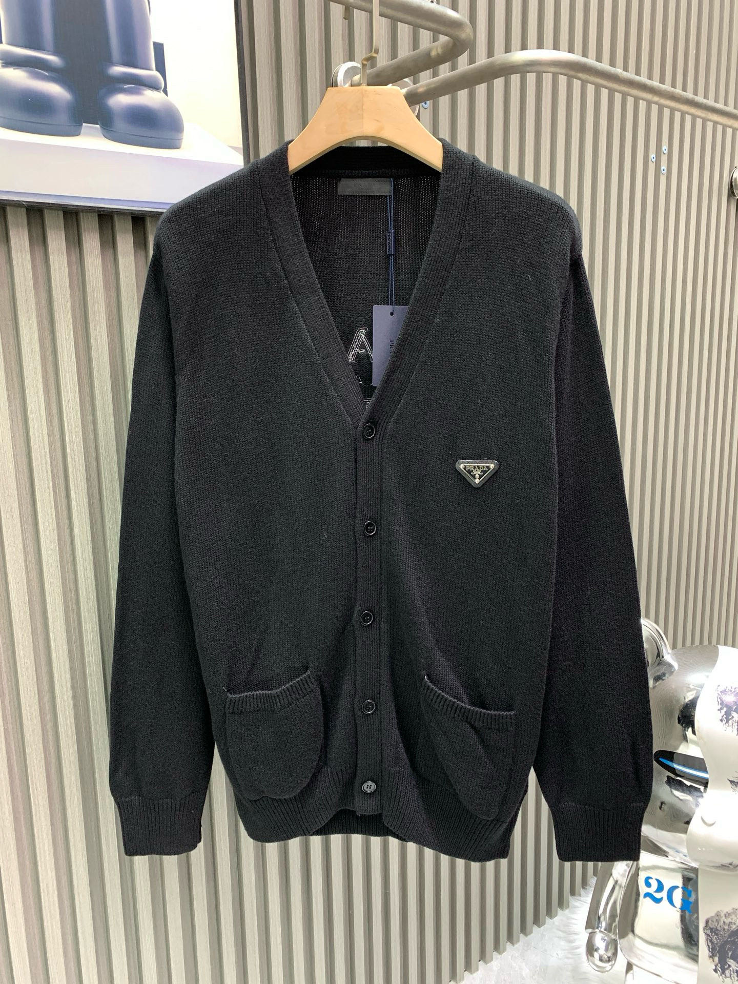 프라다 남자 니트